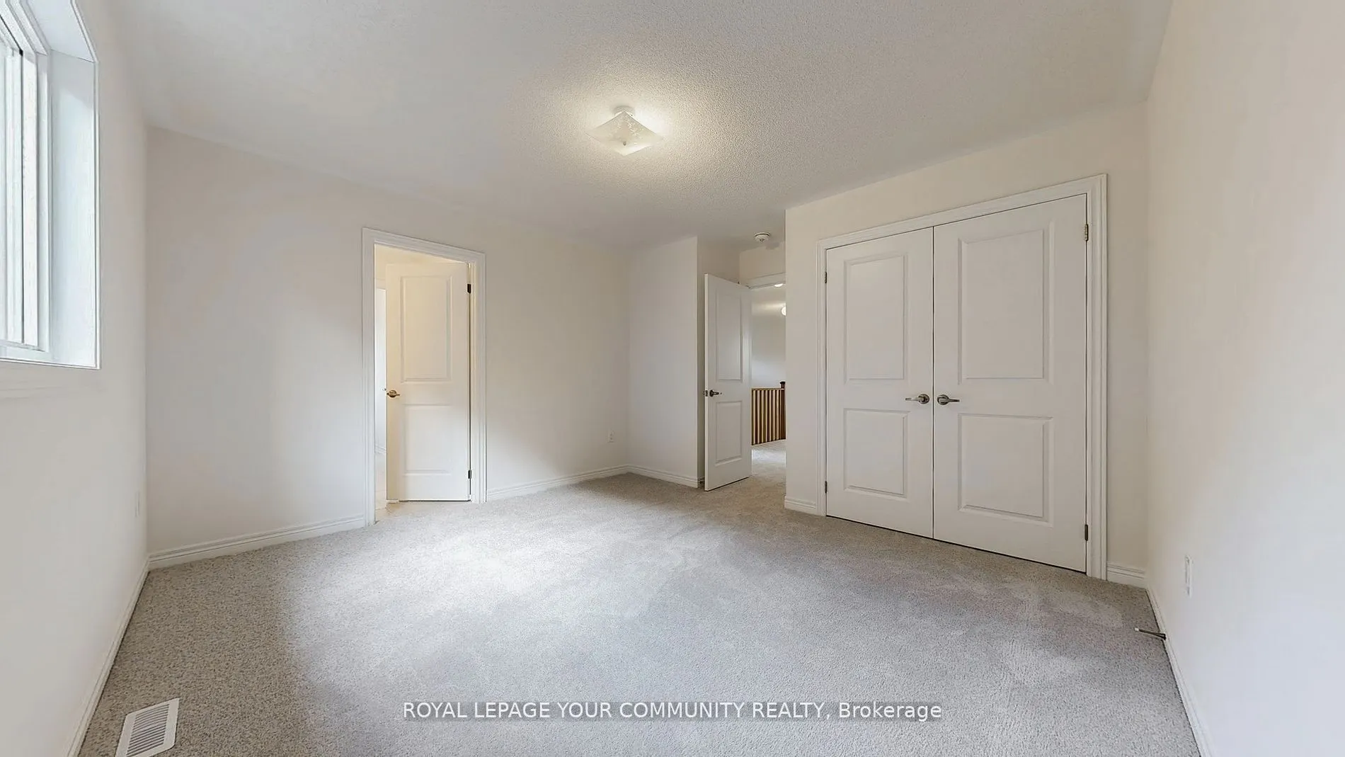 26 Baycroft Boulevard