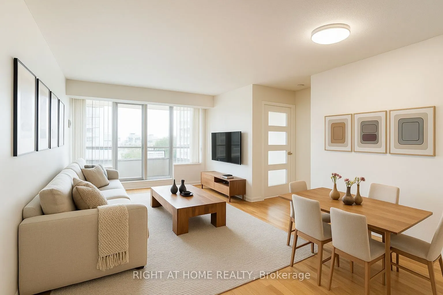 81 Townsgate Drive, #902