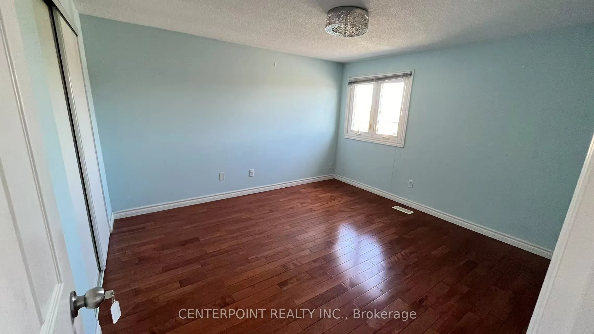 68 Neeland Road, #Upper
