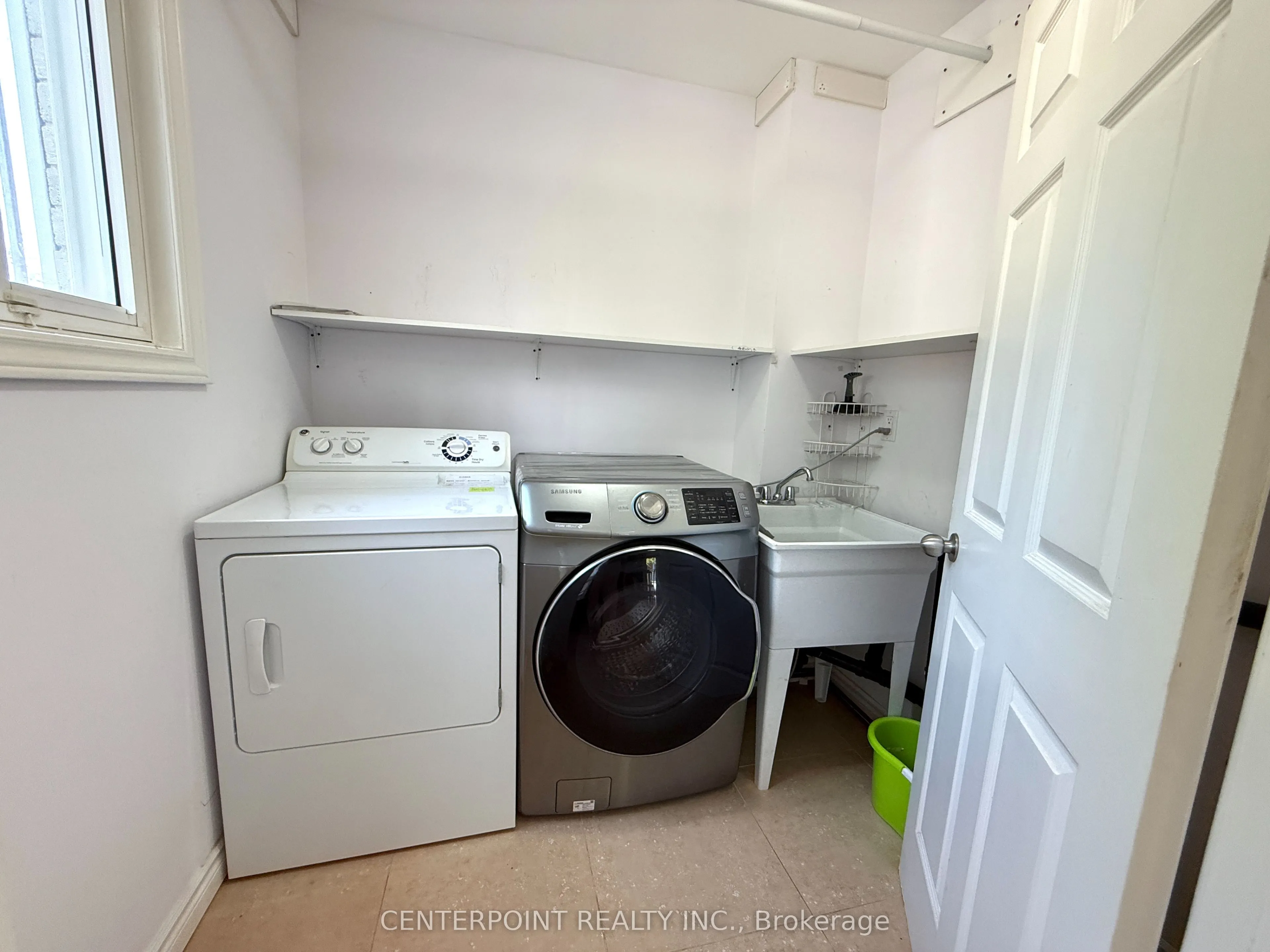 68 Neeland Road, #Upper