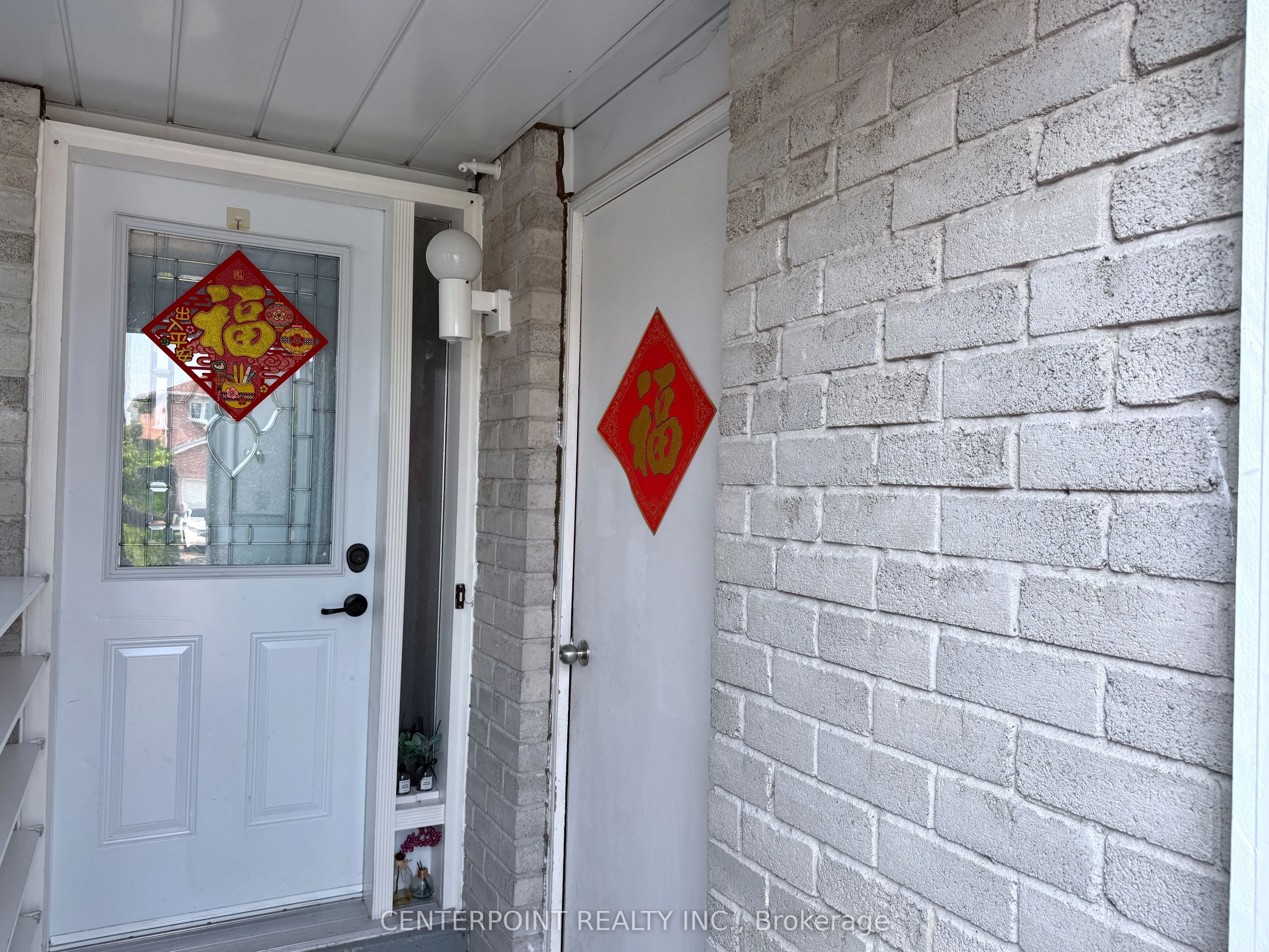 68 Neeland Road, #Upper