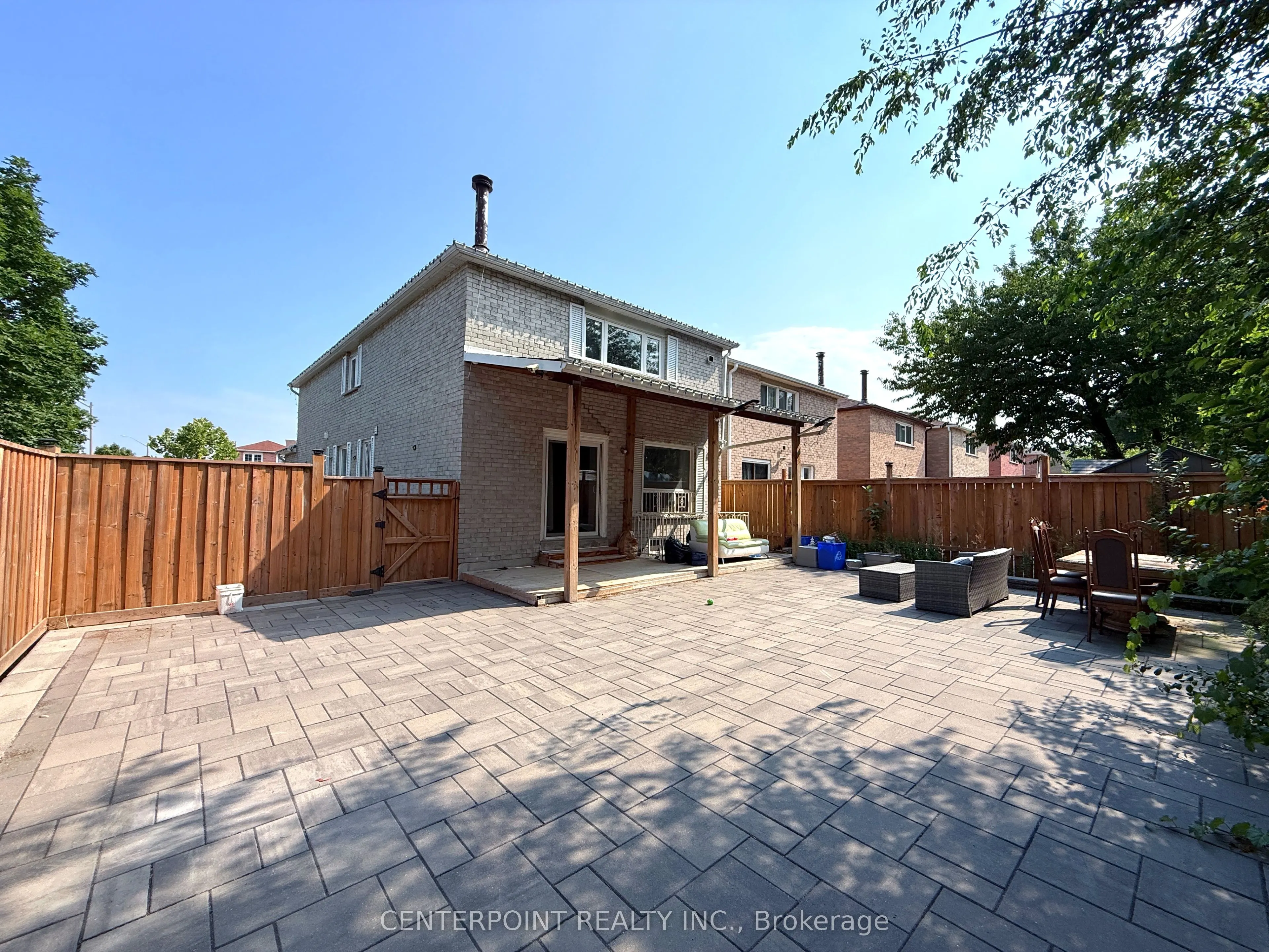 68 Neeland Road, #Upper