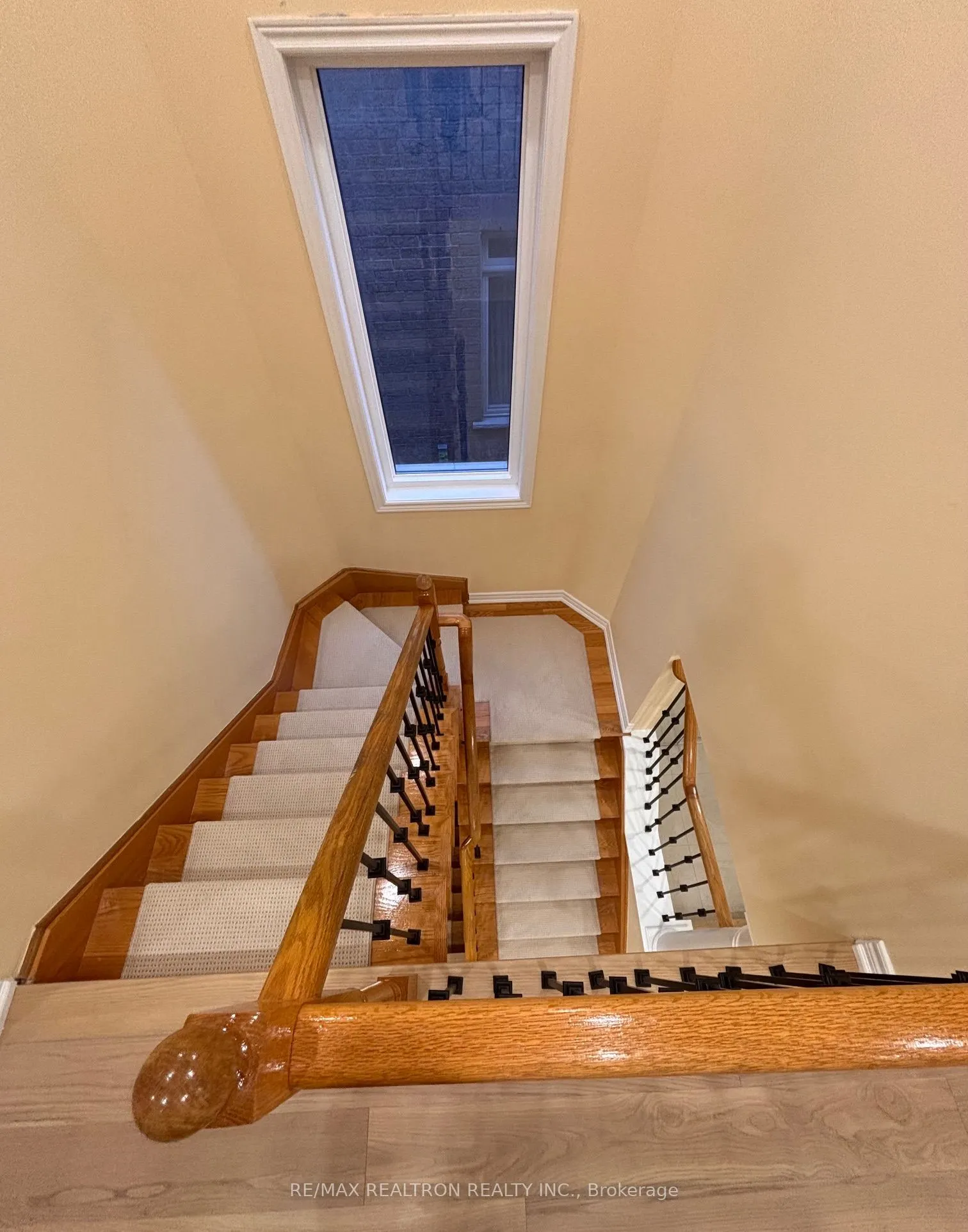 3 Mariposa Avenue