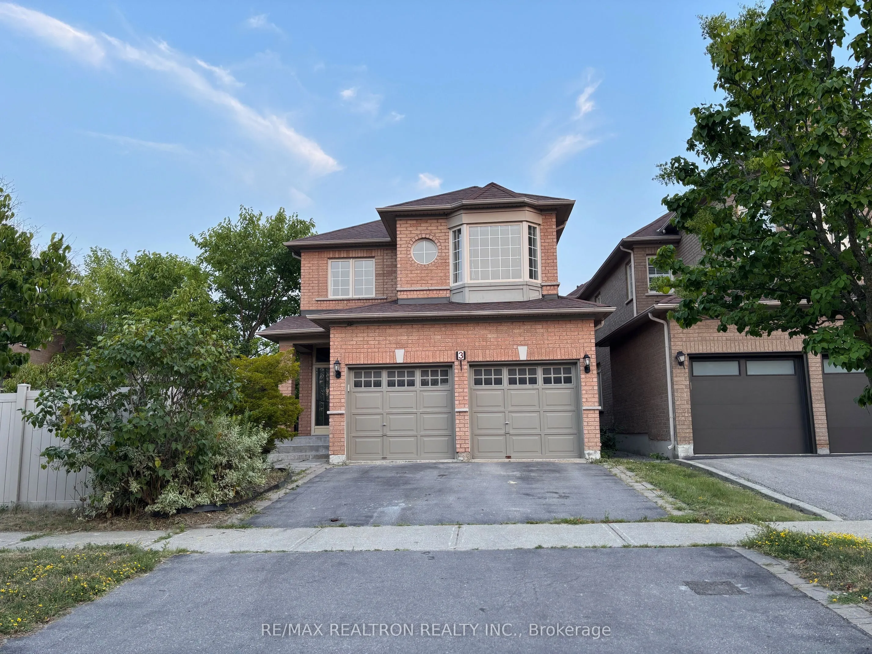 3 Mariposa Avenue