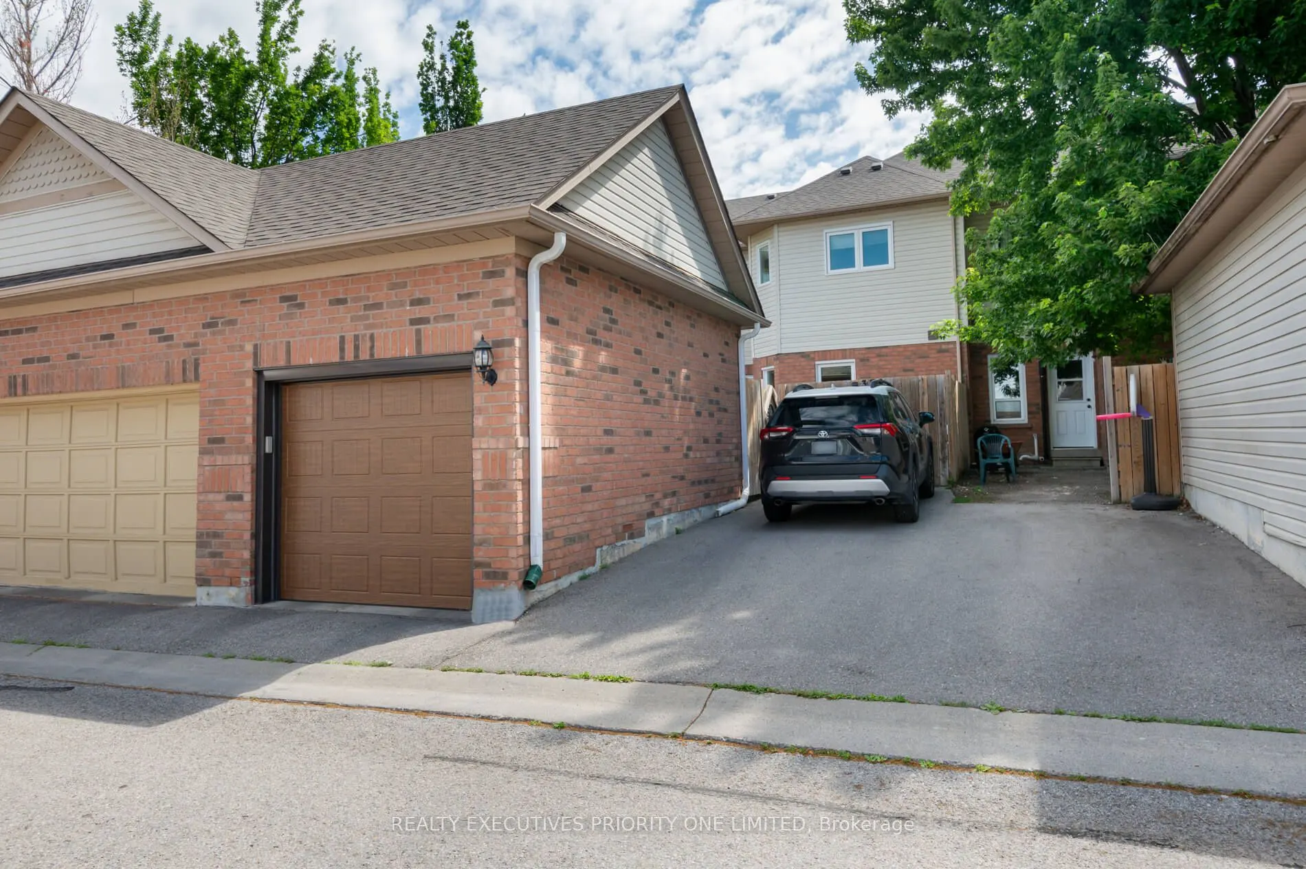 372 John West Way