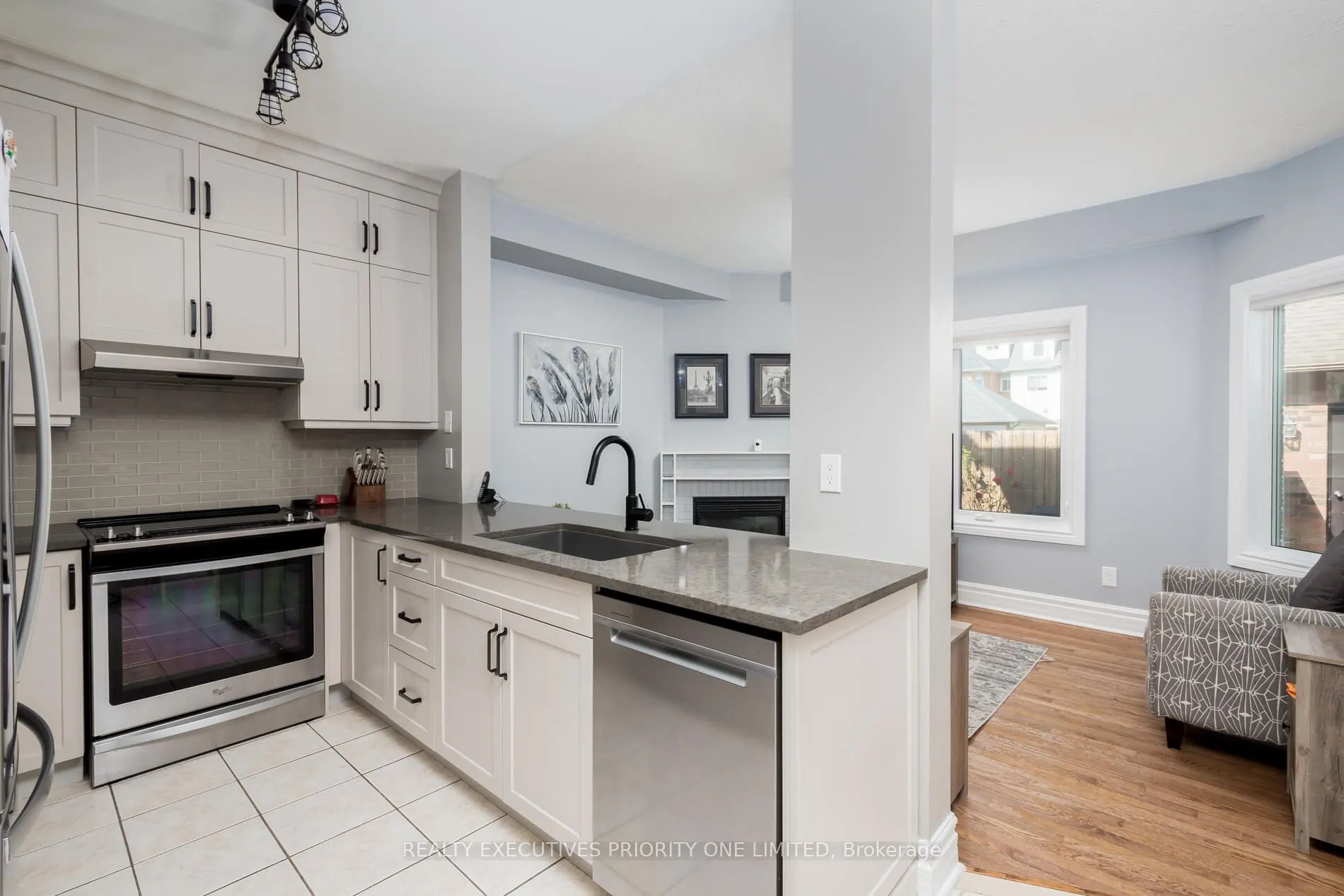 372 John West Way