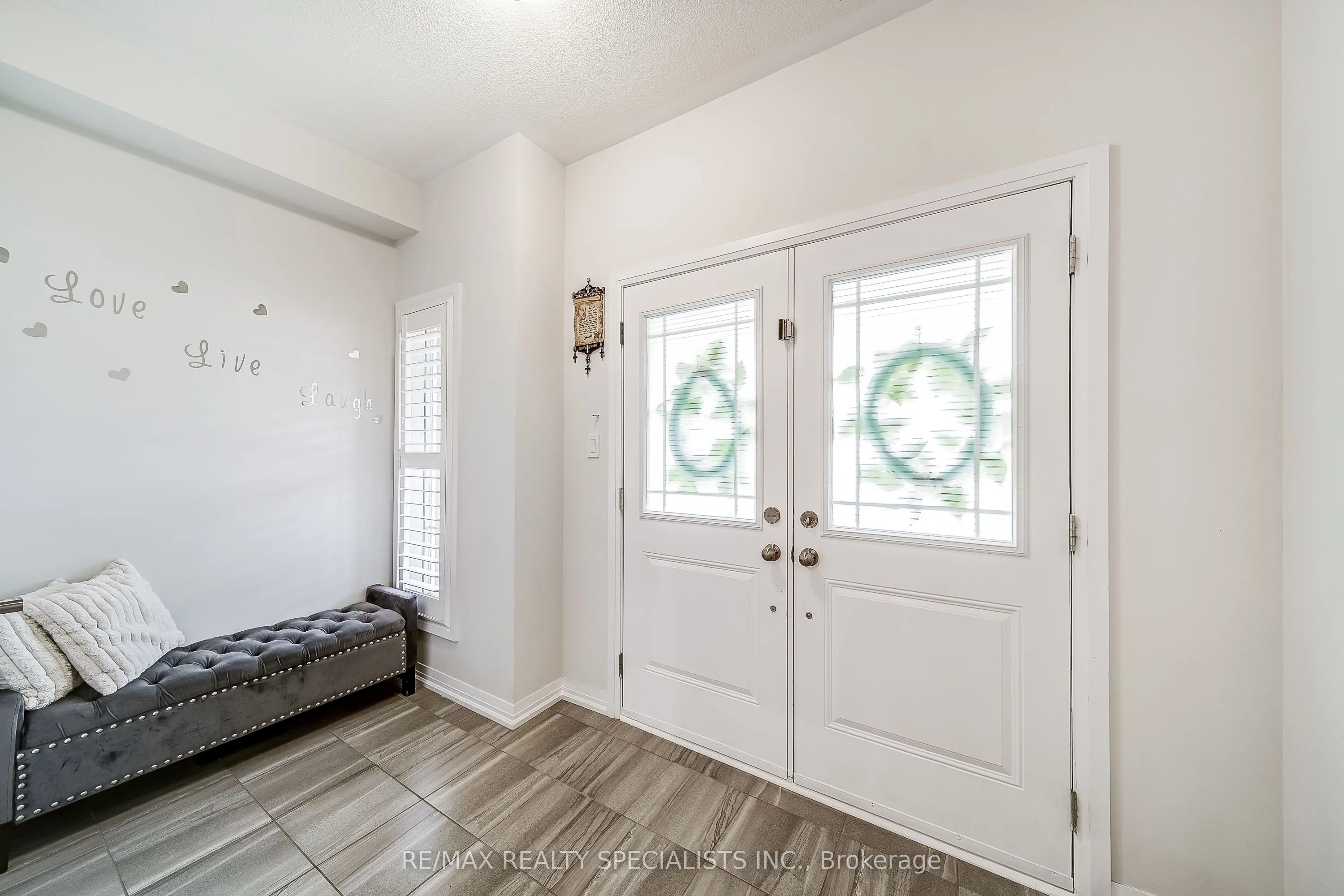 259 Chelsea Crescent