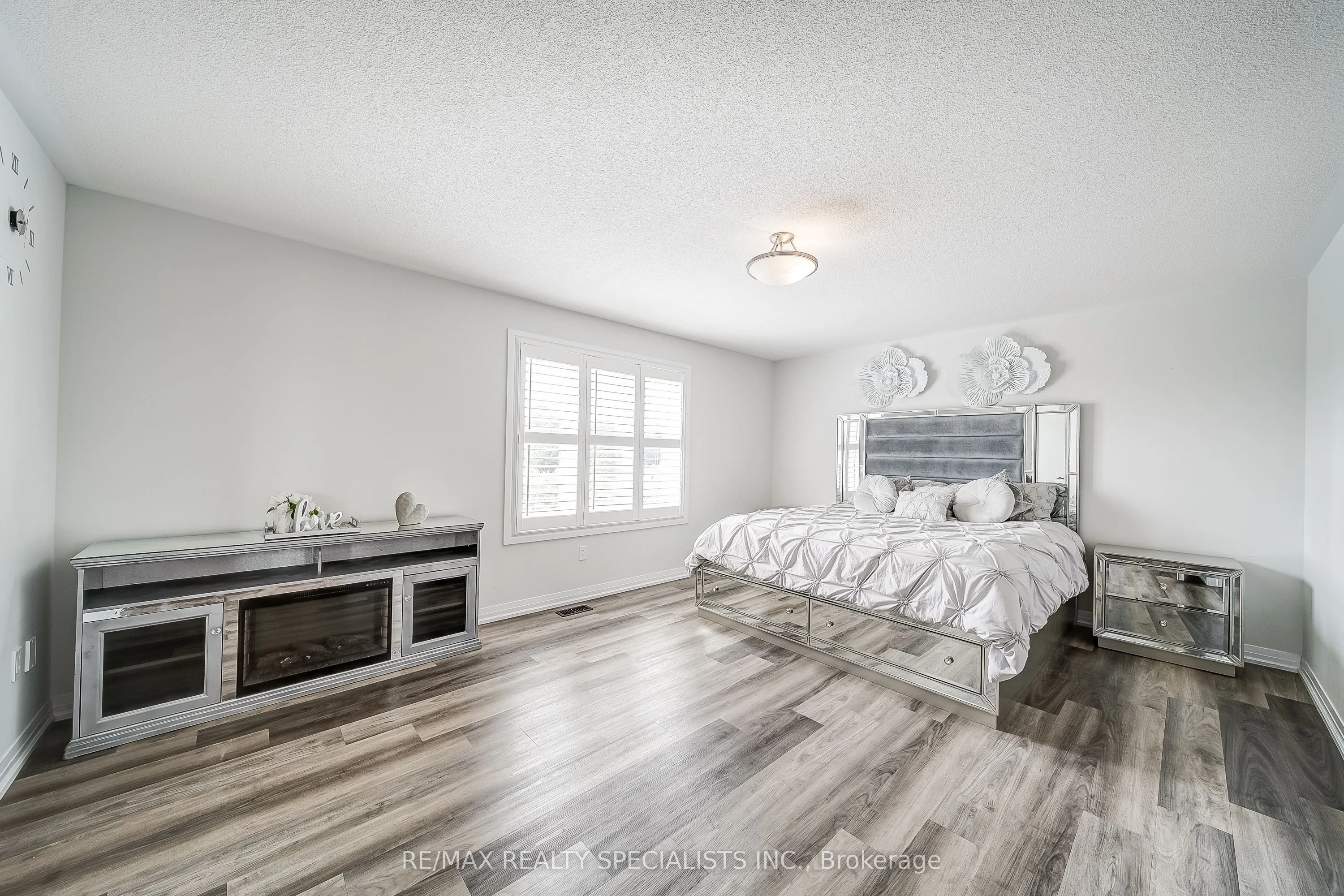 259 Chelsea Crescent