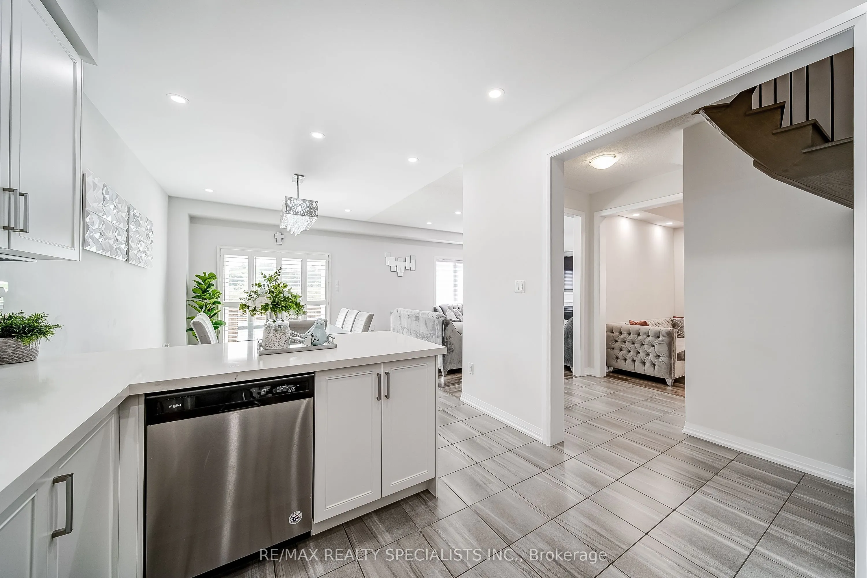259 Chelsea Crescent
