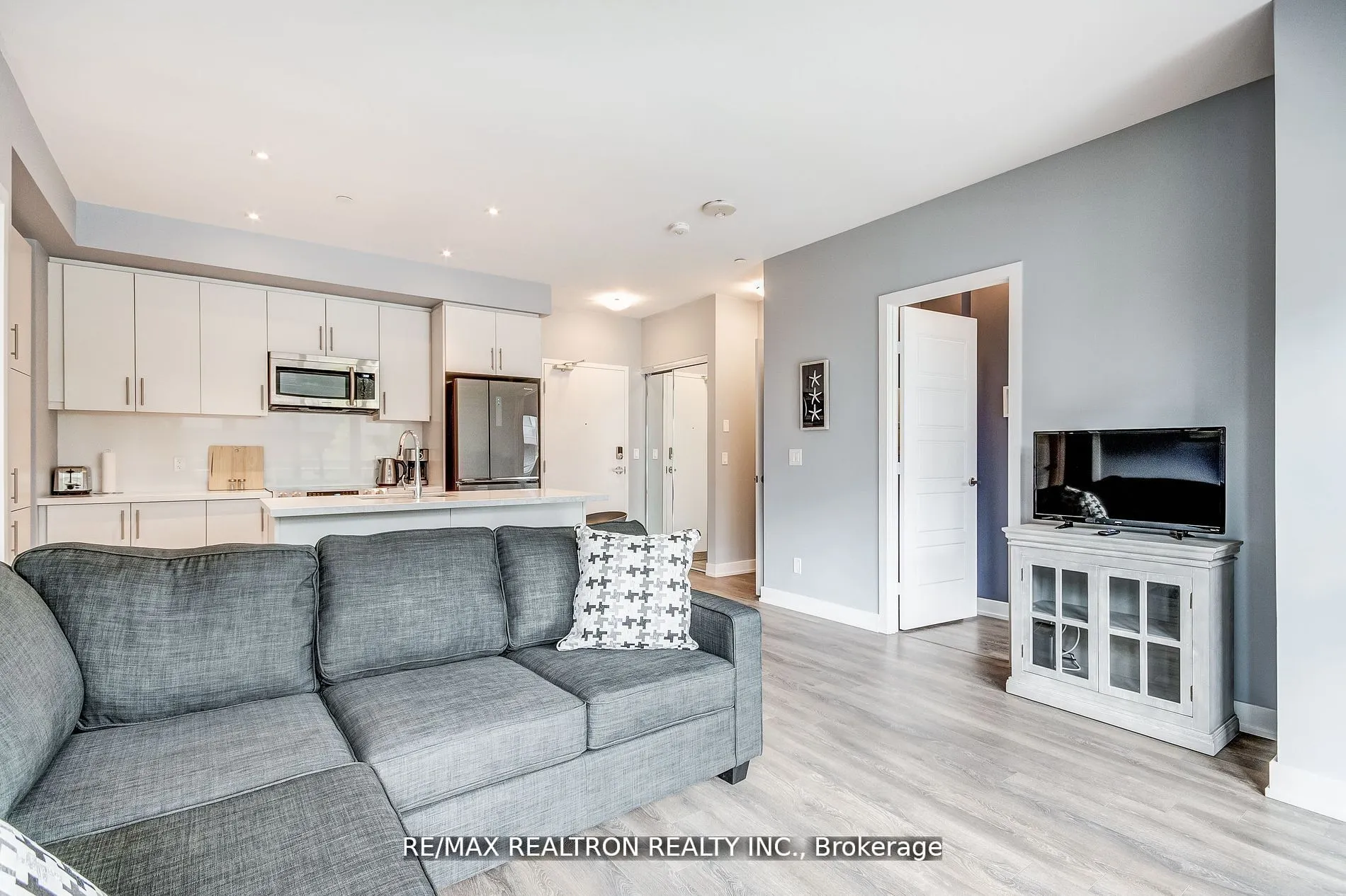 375 Sea Ray Avenue, #111