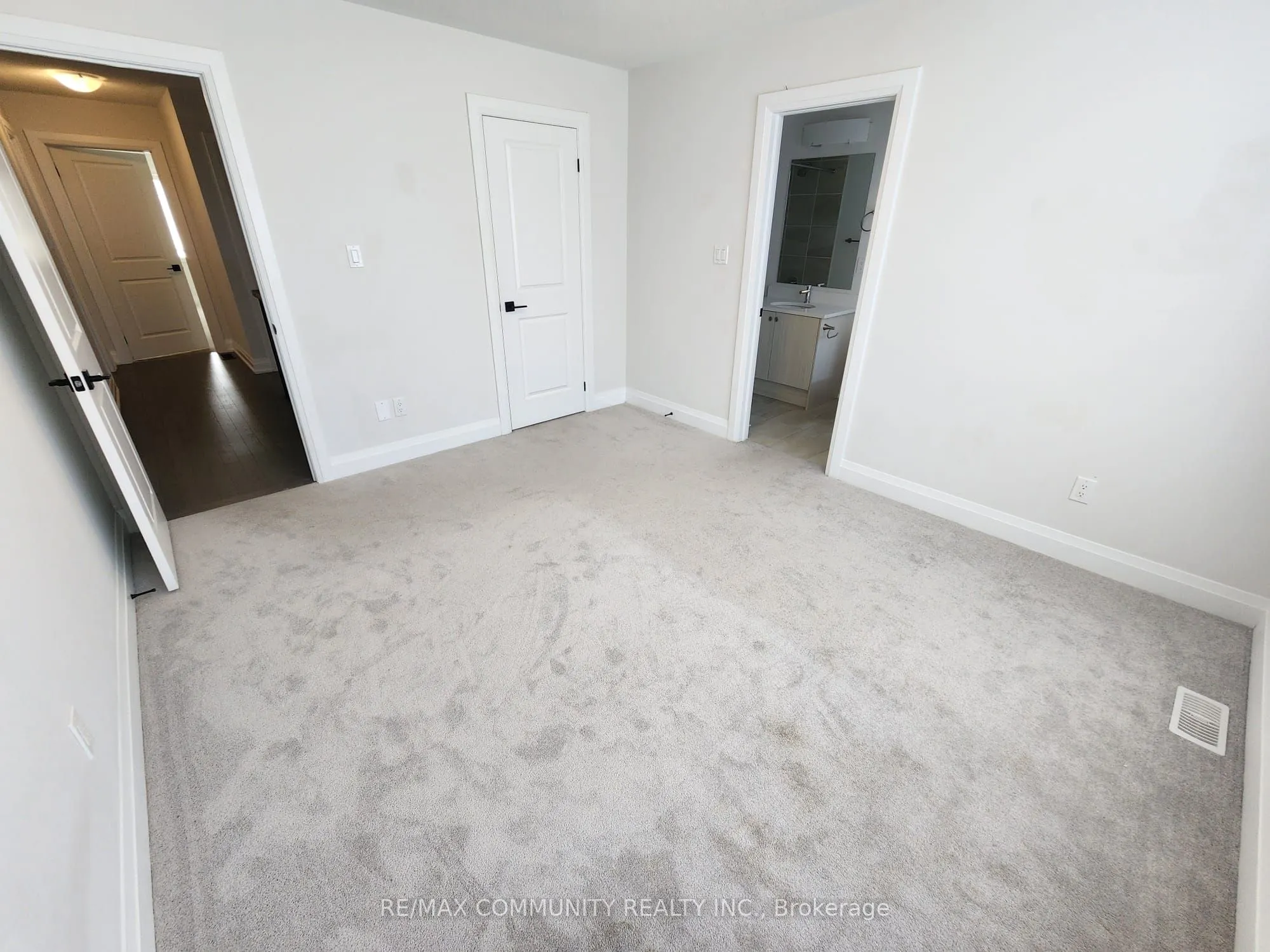 73 Bud Leggett Crescent