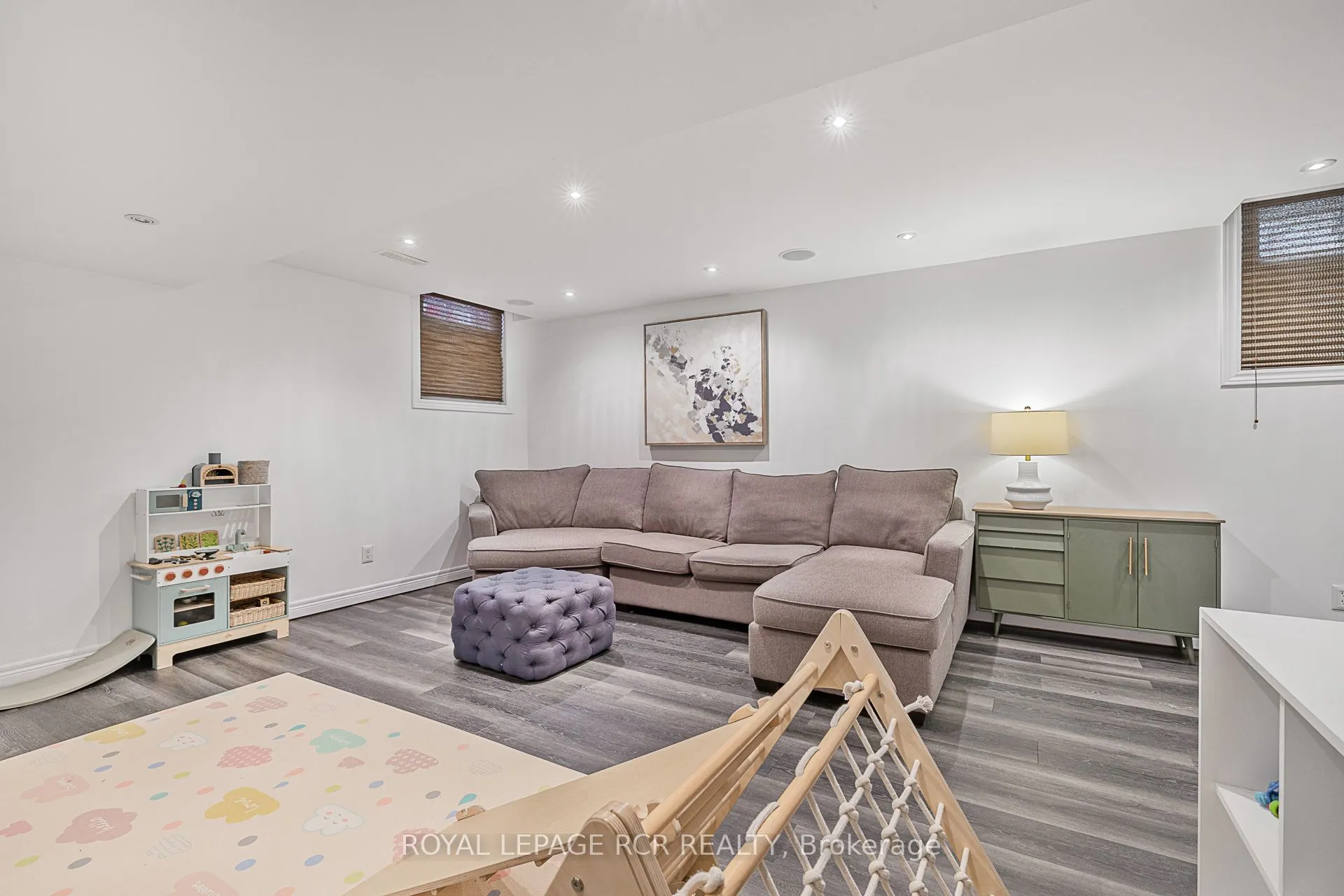 4 Caseton Crescent