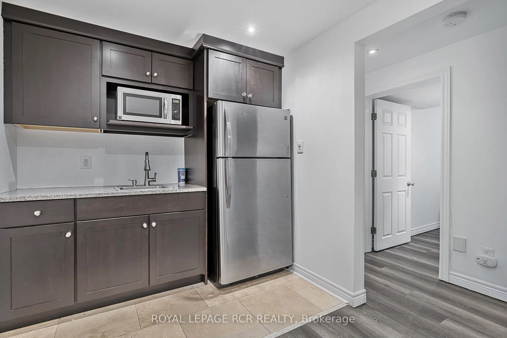 4 Caseton Crescent