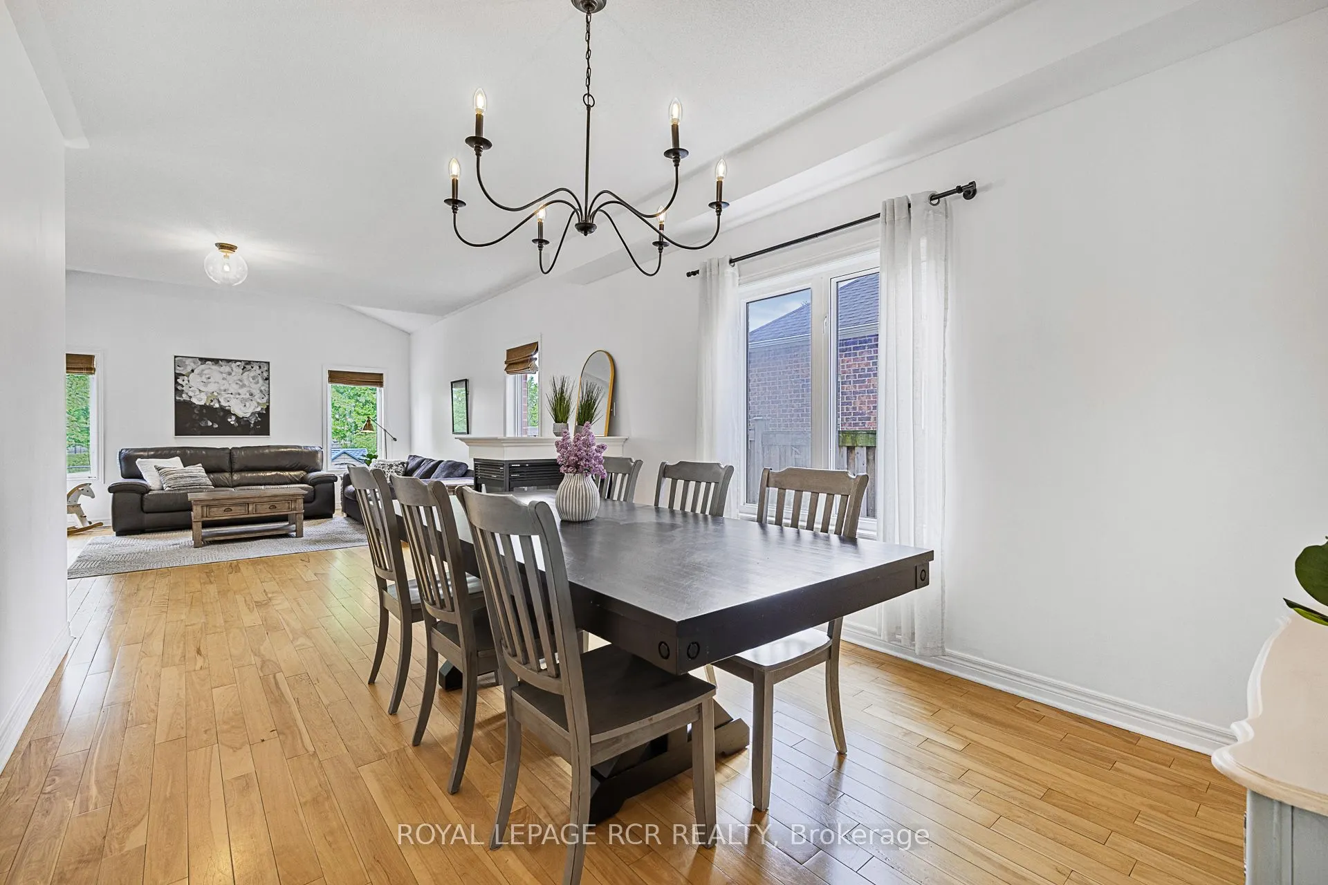 4 Caseton Crescent