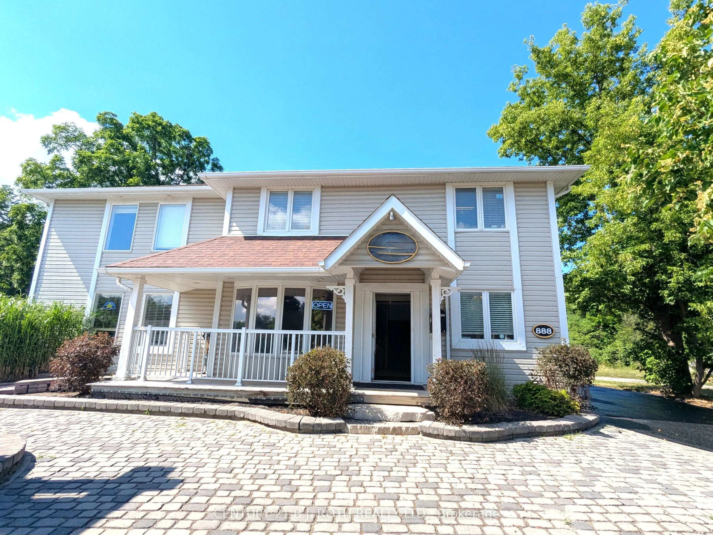 888 Innisfil Beach Road