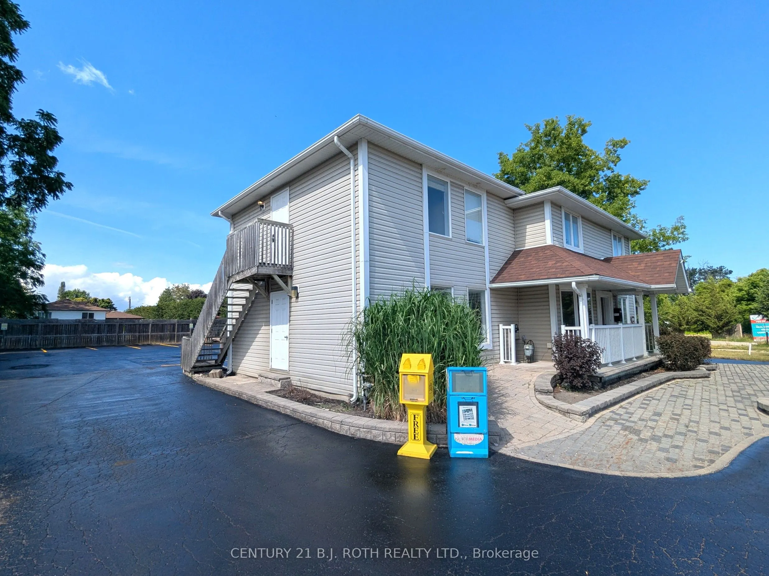 888 Innisfil Beach Road