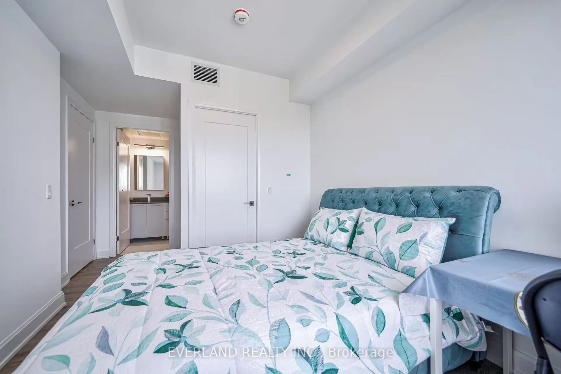 8 Water Walk Drive, #2701