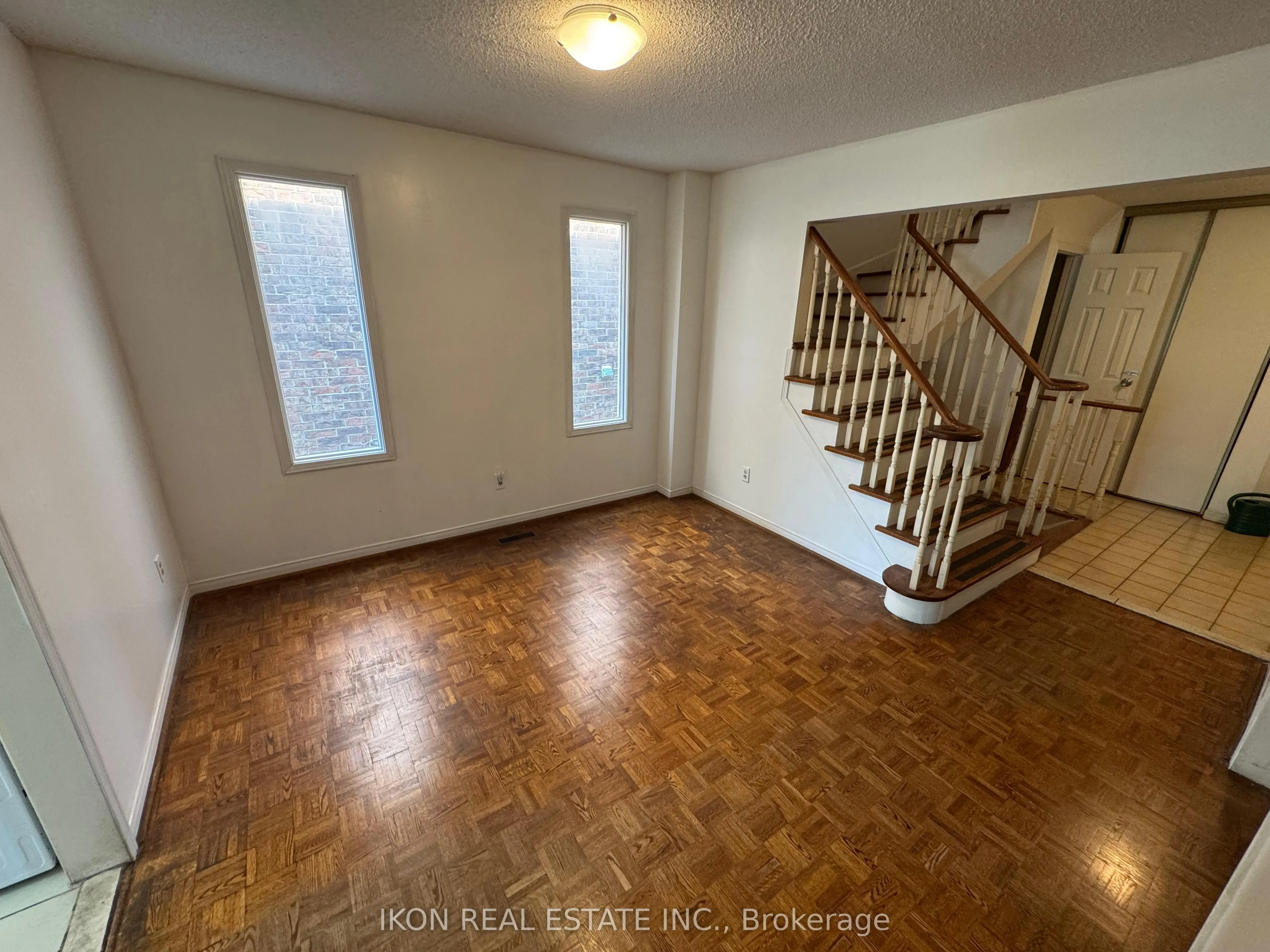 45 Chilmar Crescent