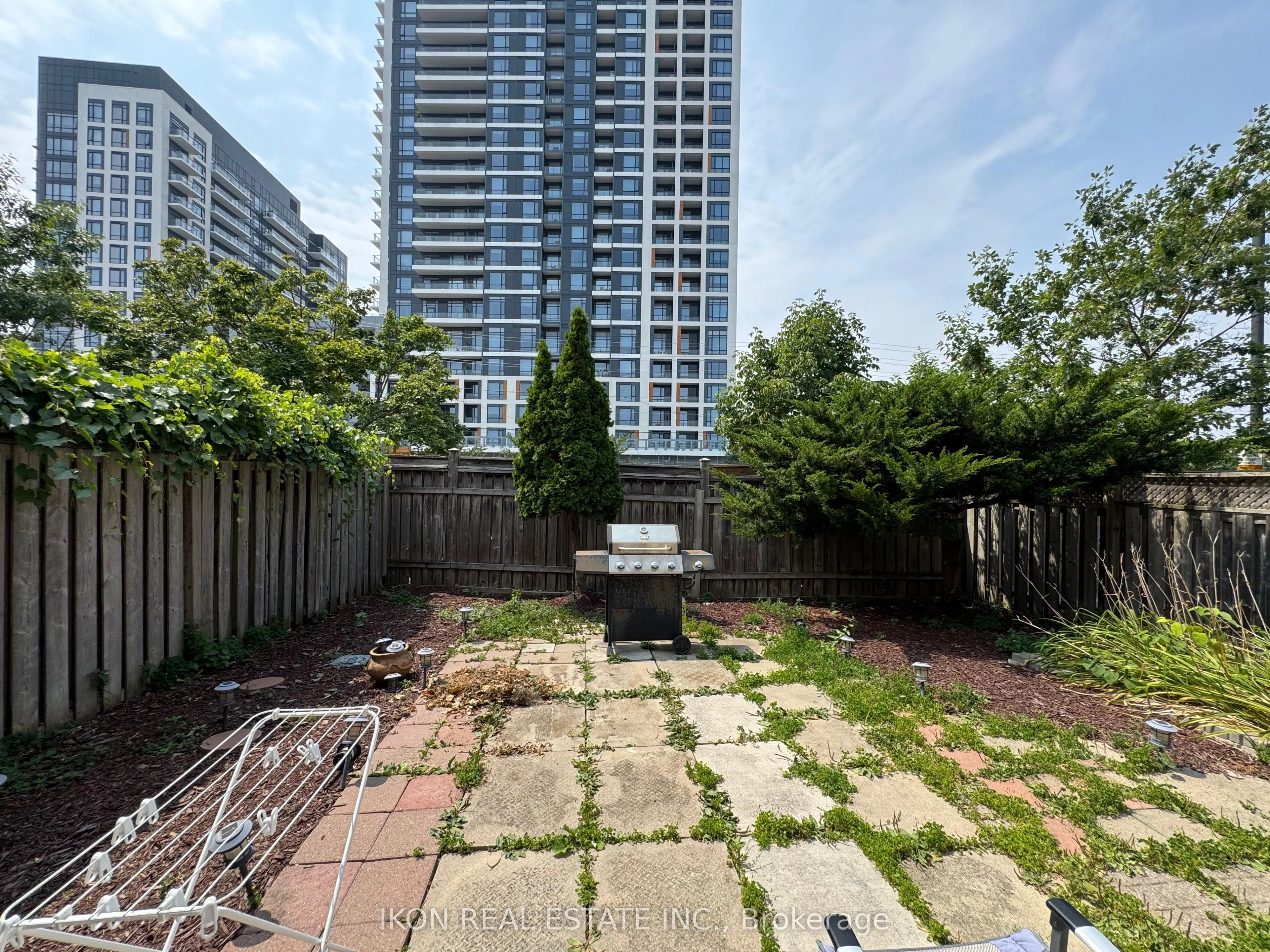 45 Chilmar Crescent