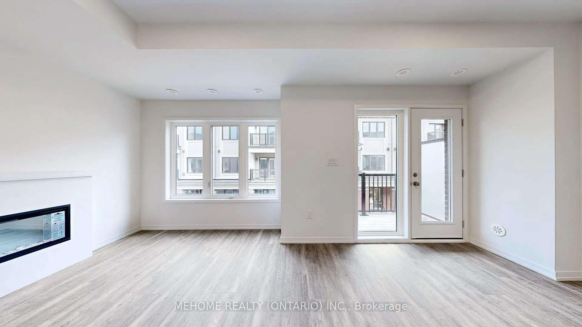 208 Matawin Lane, #208