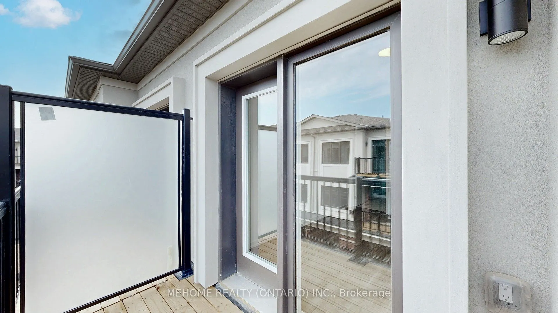 208 Matawin Lane, #208