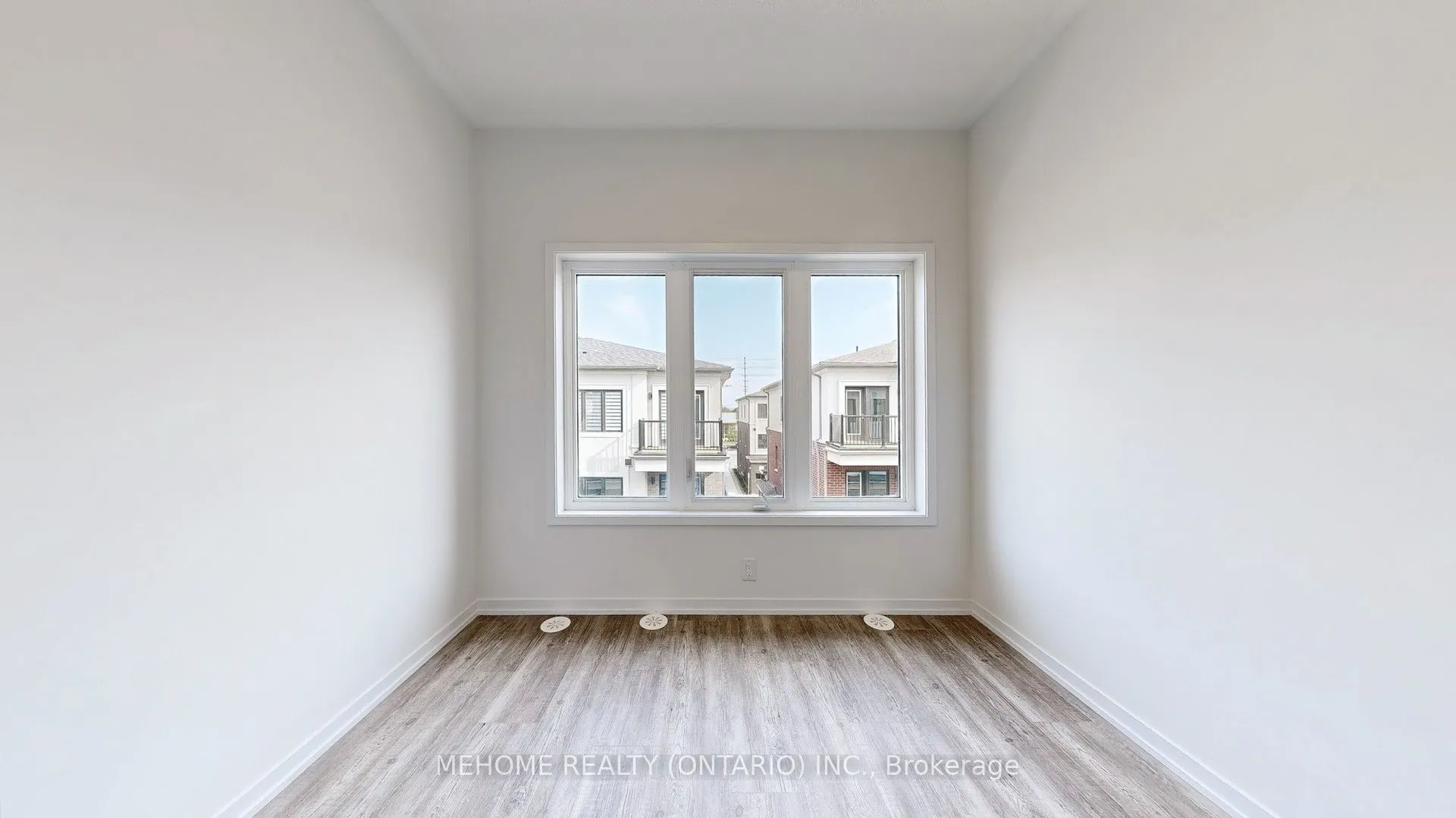 208 Matawin Lane, #208