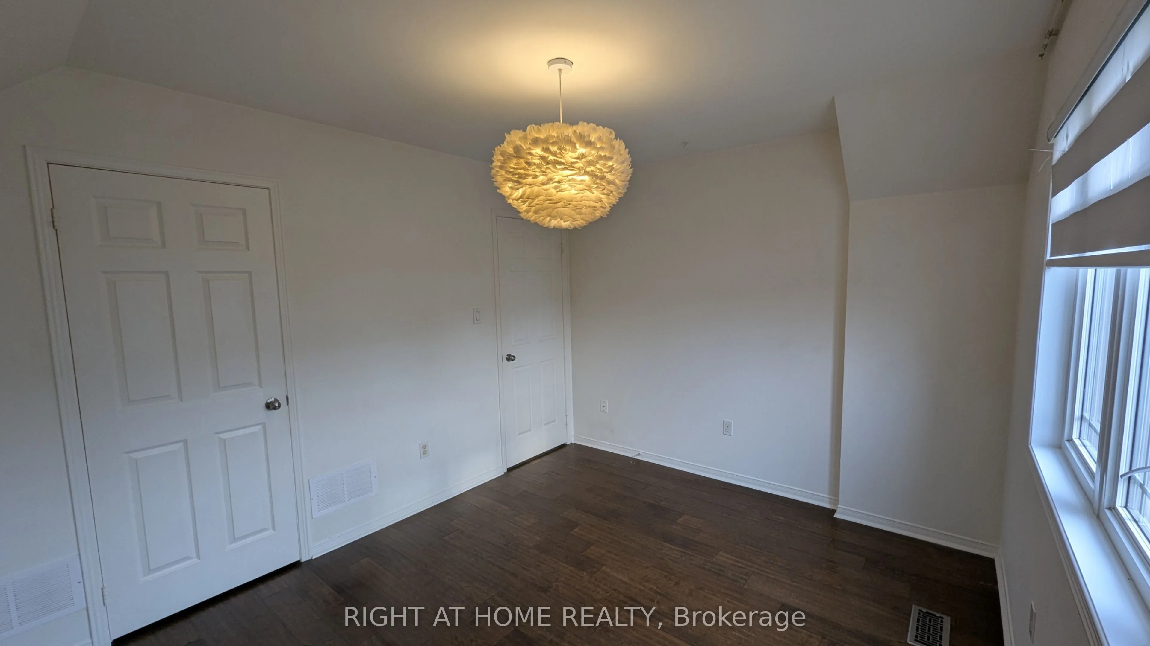 5 Faris Street, #MAIN & UPPER