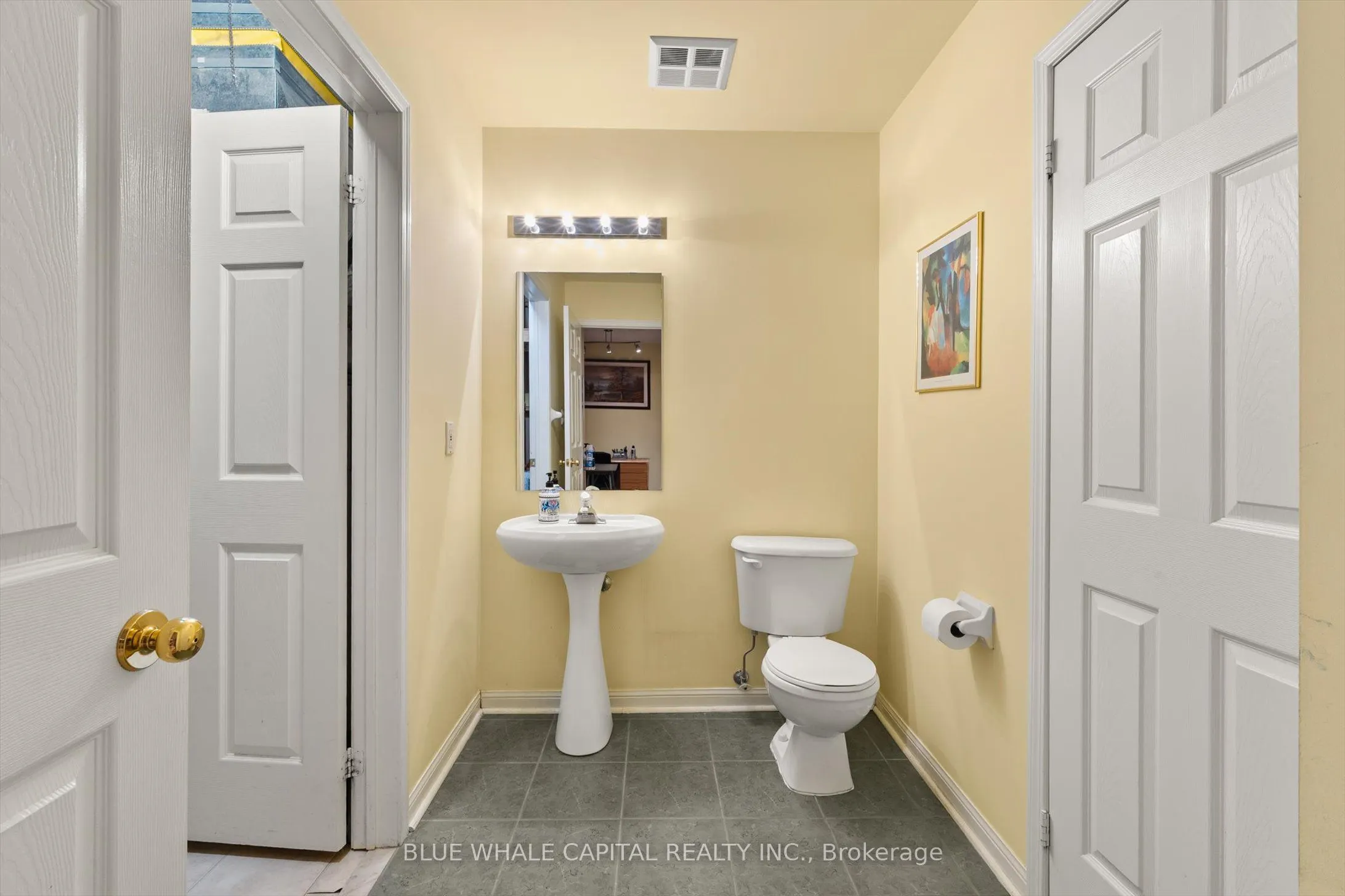 23 St.Moritz Way, #01
