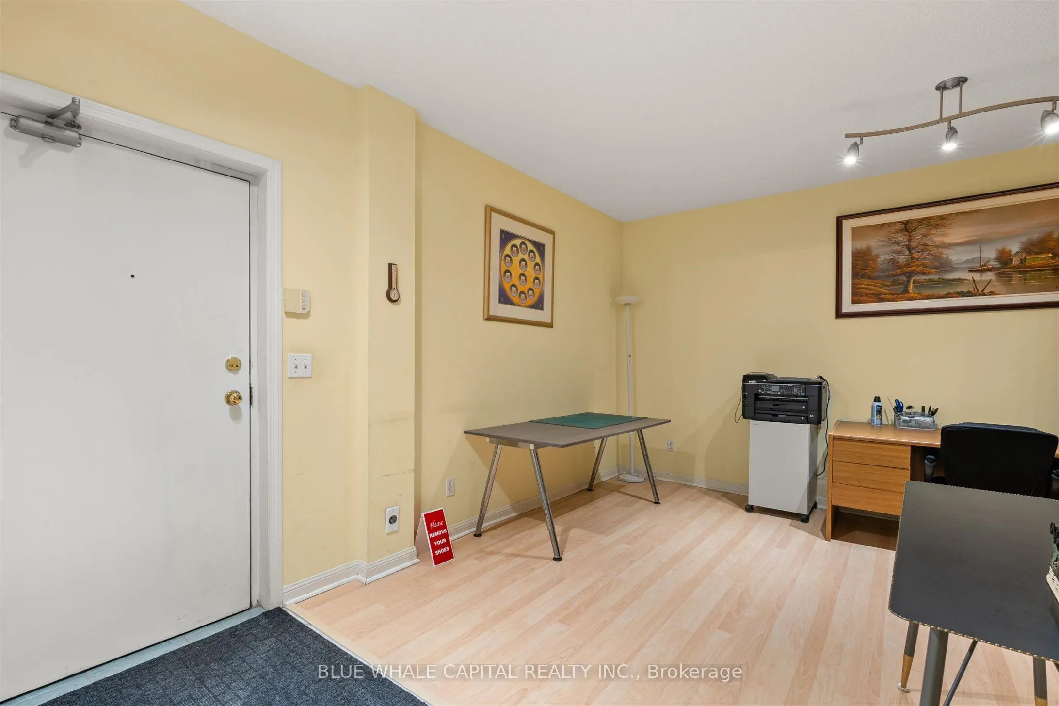 23 St.Moritz Way, #01