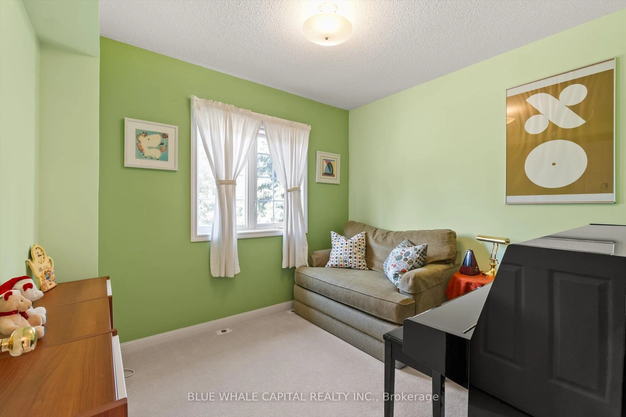 23 St.Moritz Way, #01