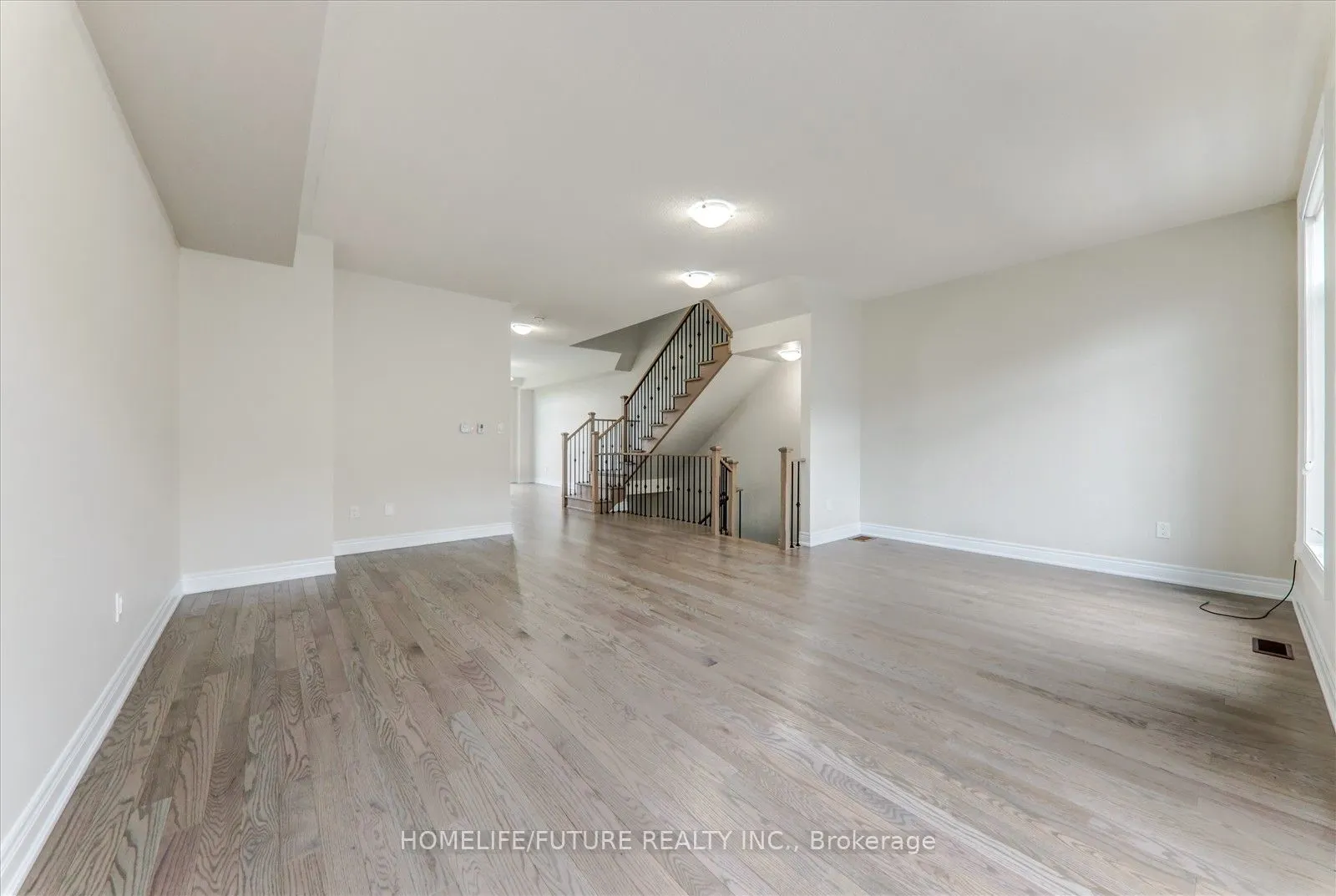 24 Andress Way