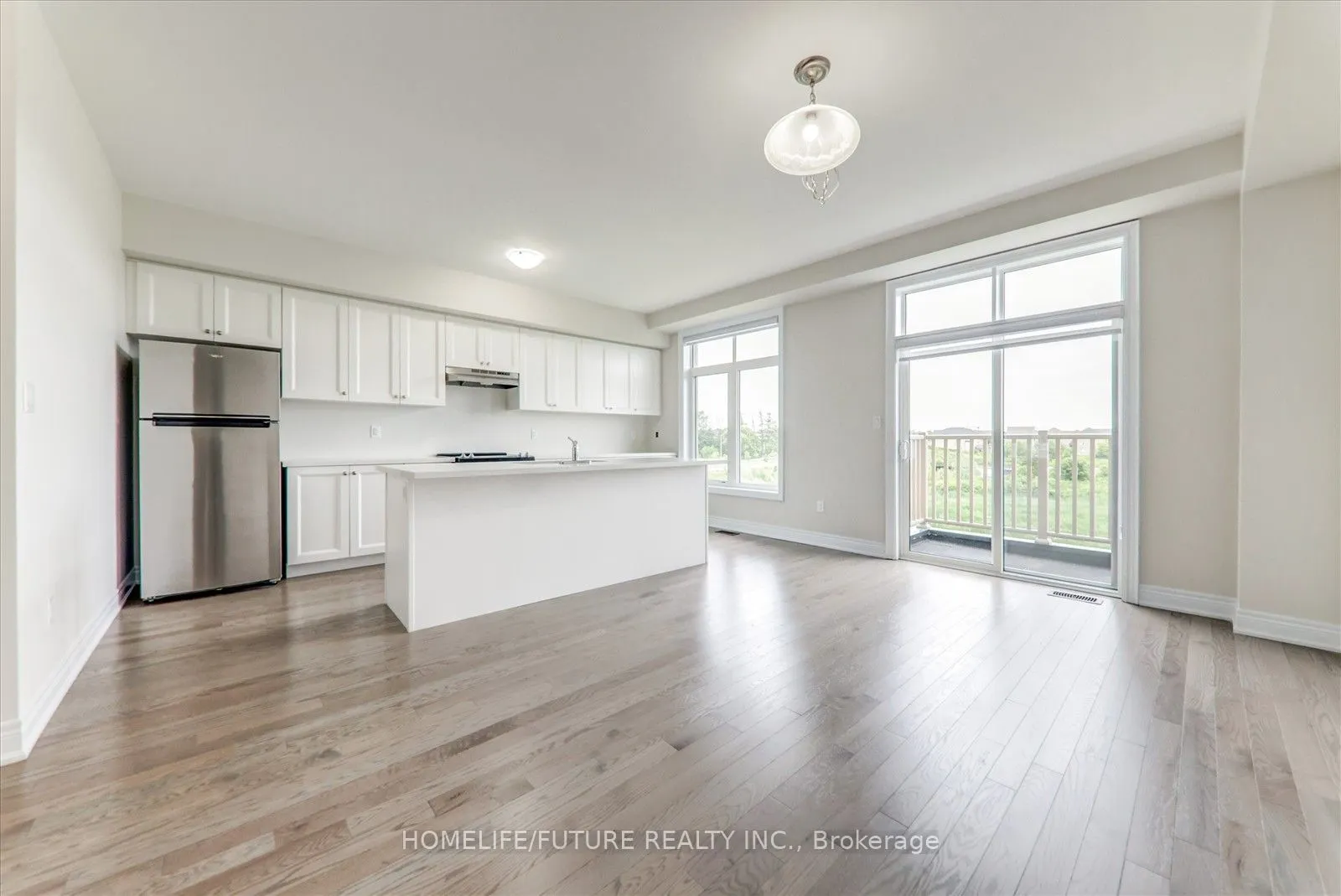 24 Andress Way
