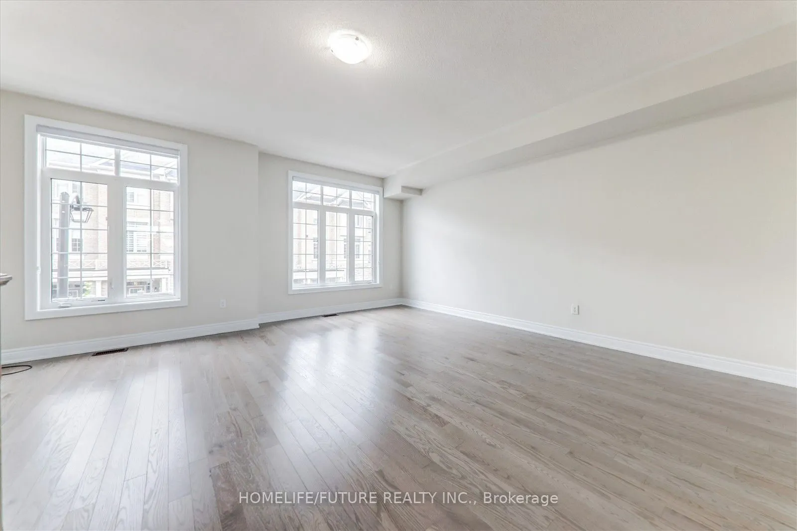 24 Andress Way