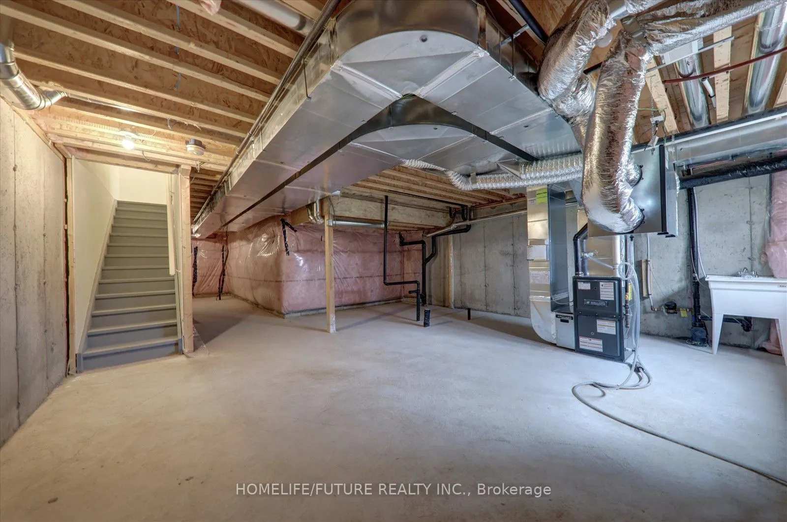 24 Andress Way