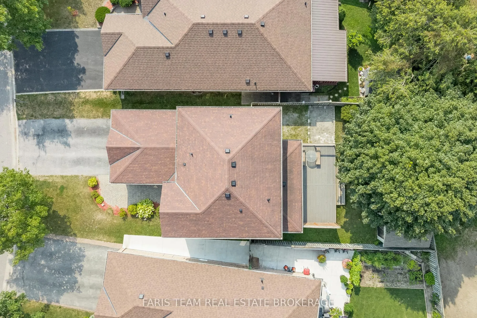 306 Tupper Boulevard
