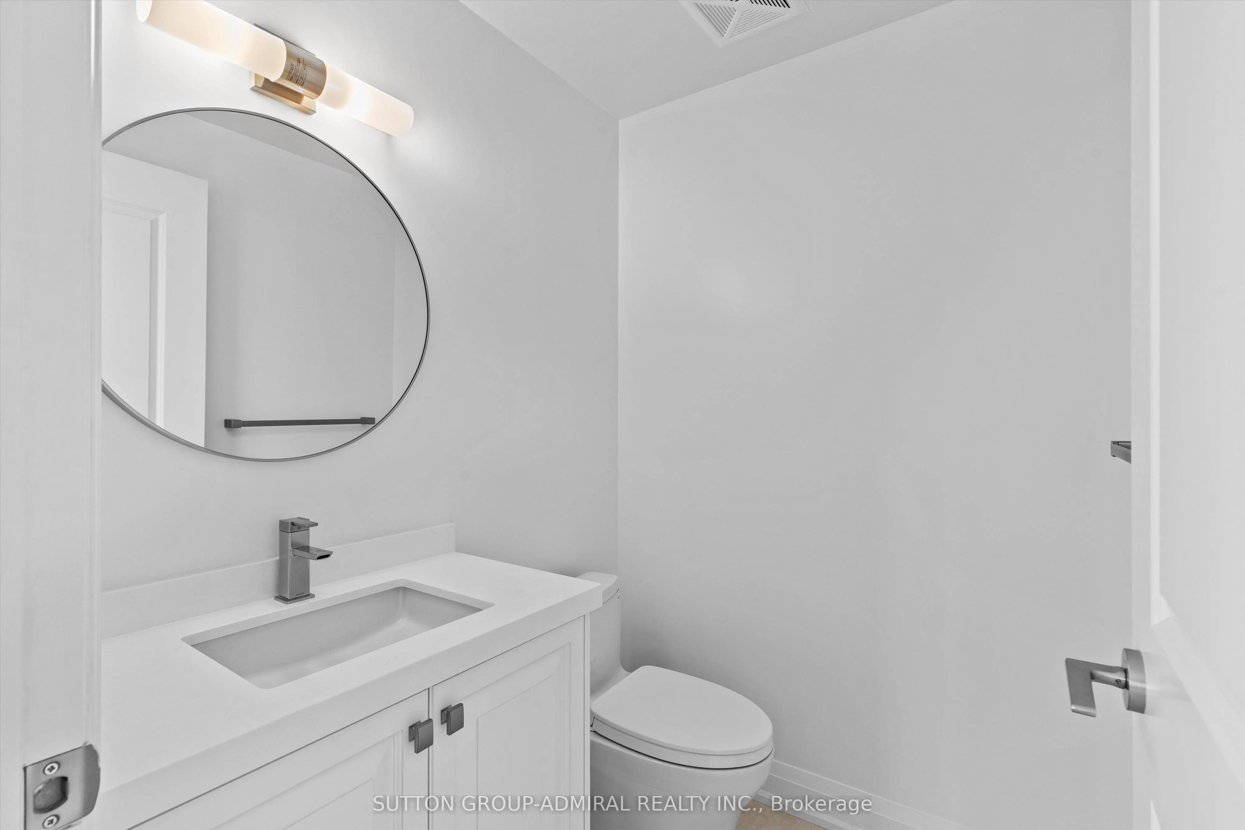 10 Gatineau Drive, #305