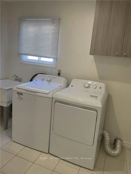 94 Elson Street, #Main, 2nd Floor