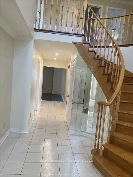 94 Elson Street, #Main, 2nd Floor