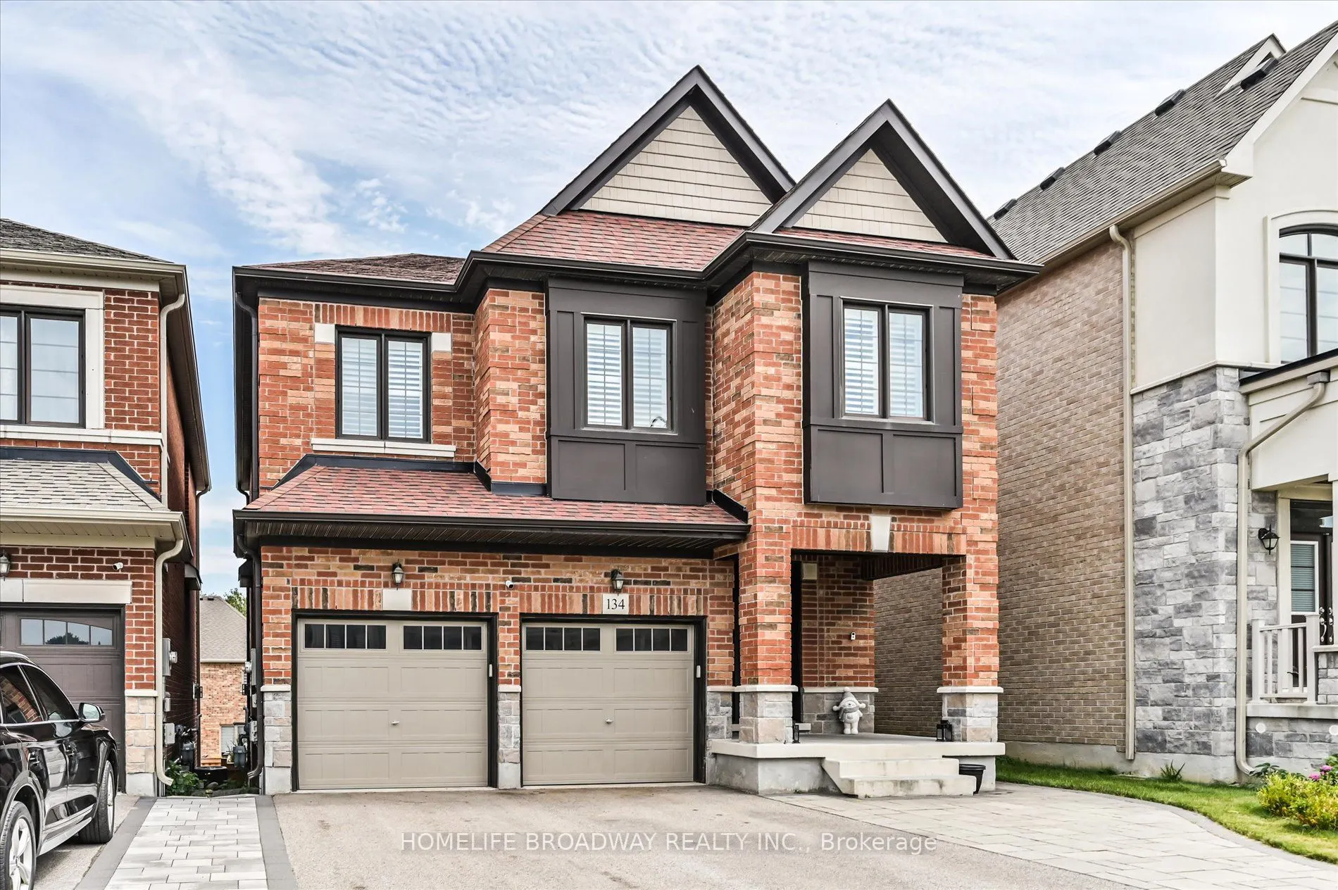 134 Meadow Vista Crescent