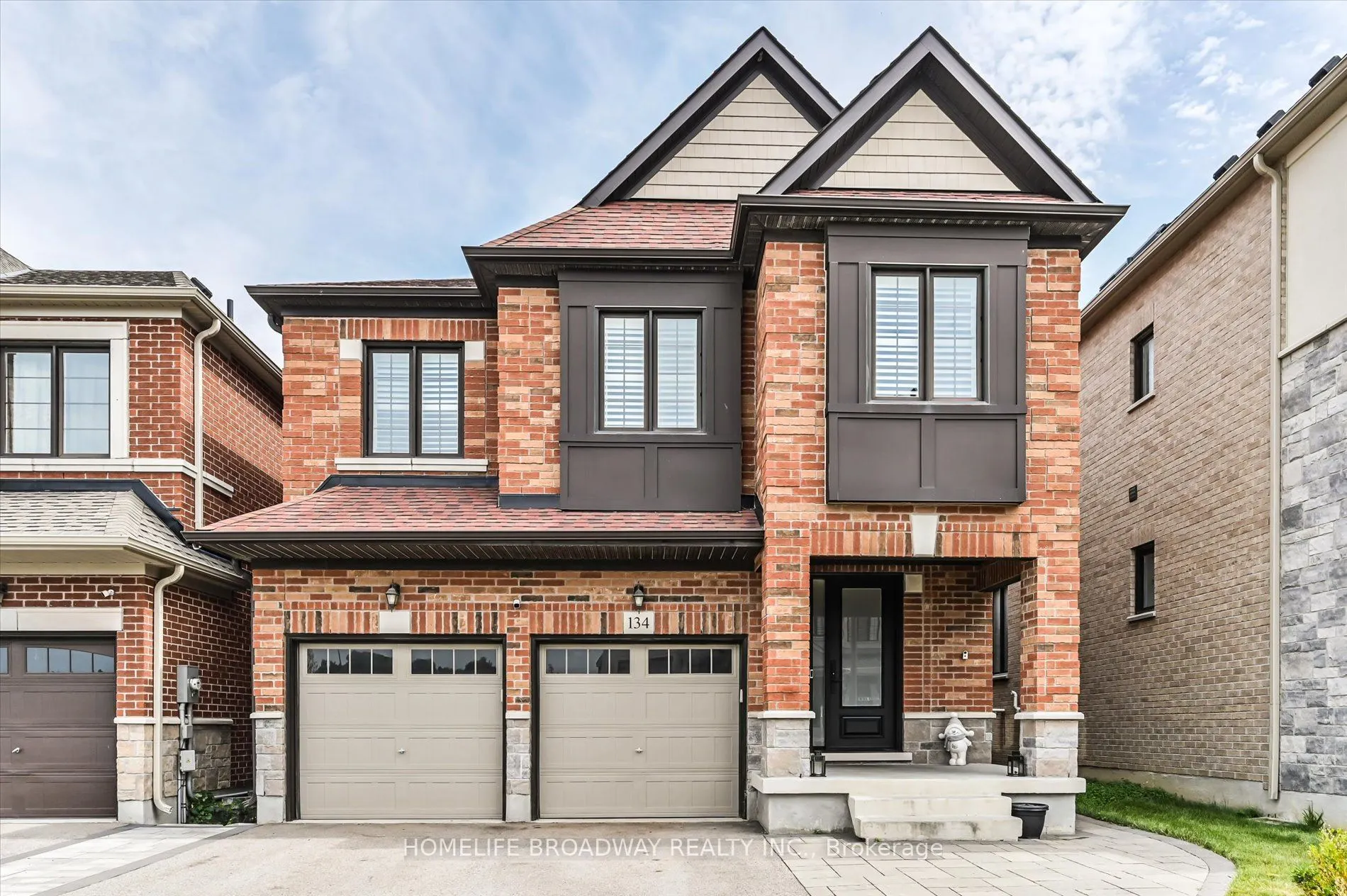 134 Meadow Vista Crescent
