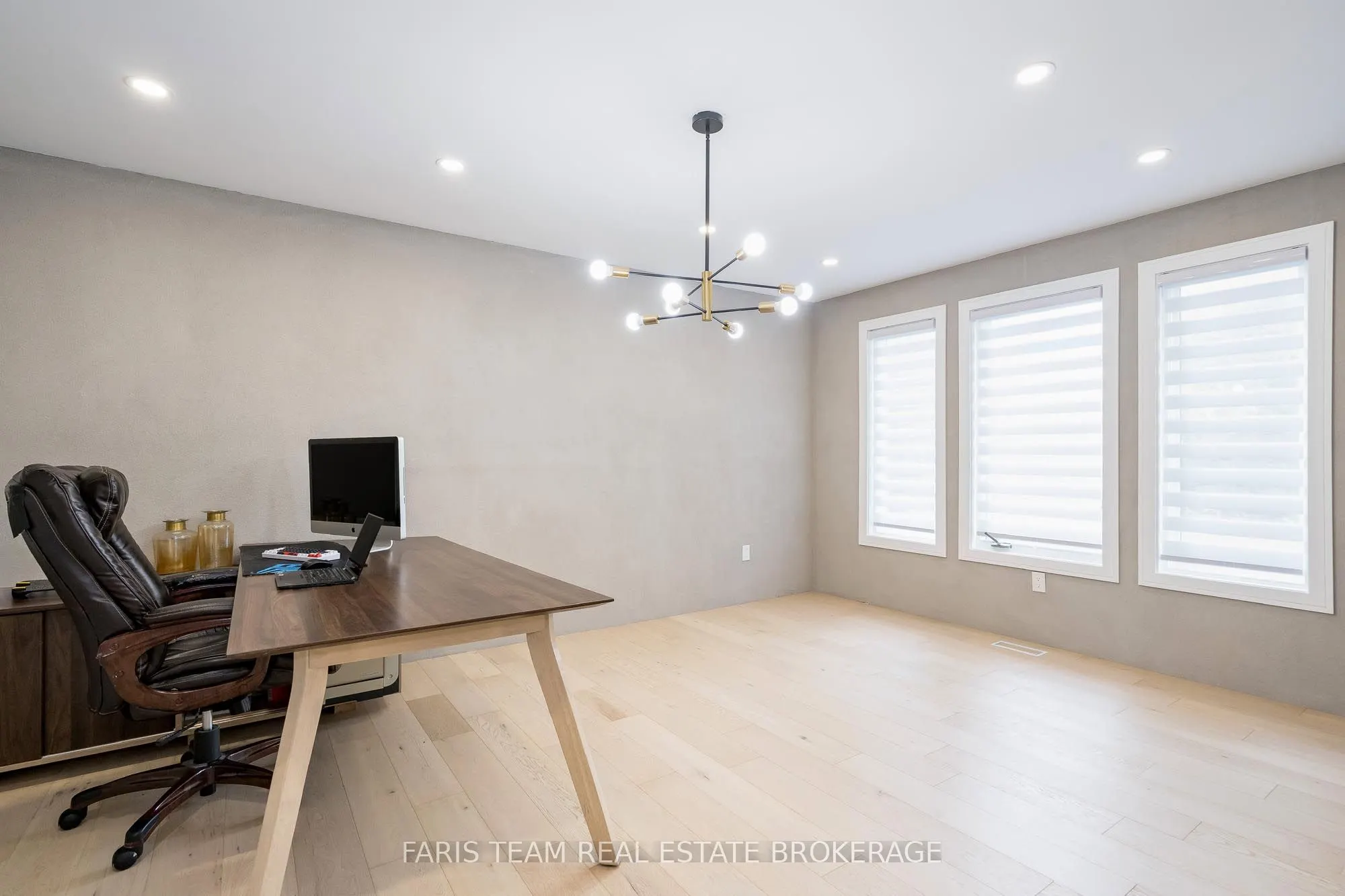 7 Golfview Boulevard