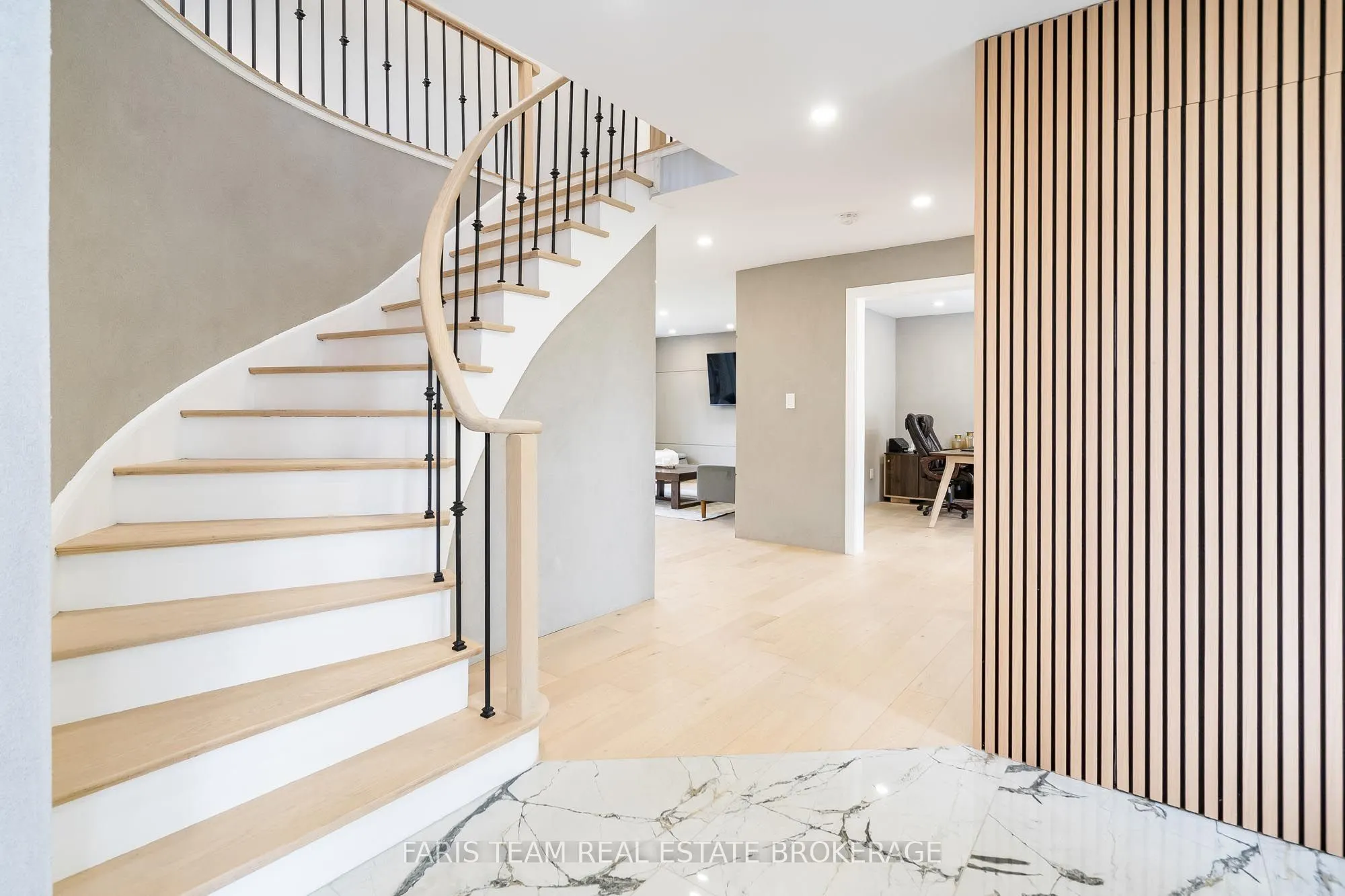 7 Golfview Boulevard