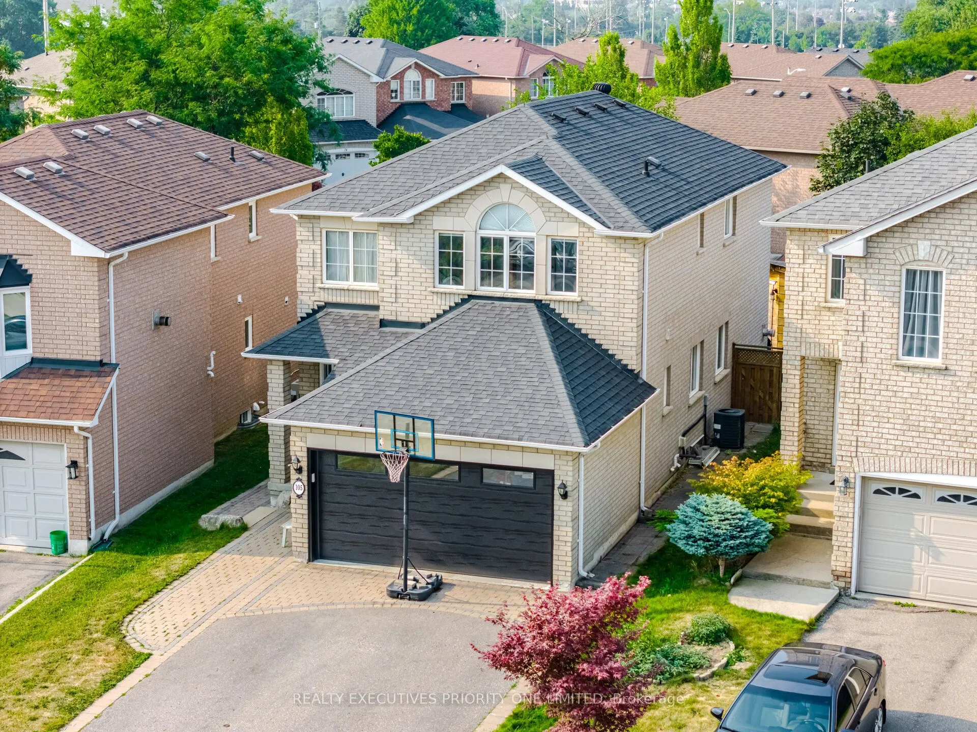 105 Solway Avenue