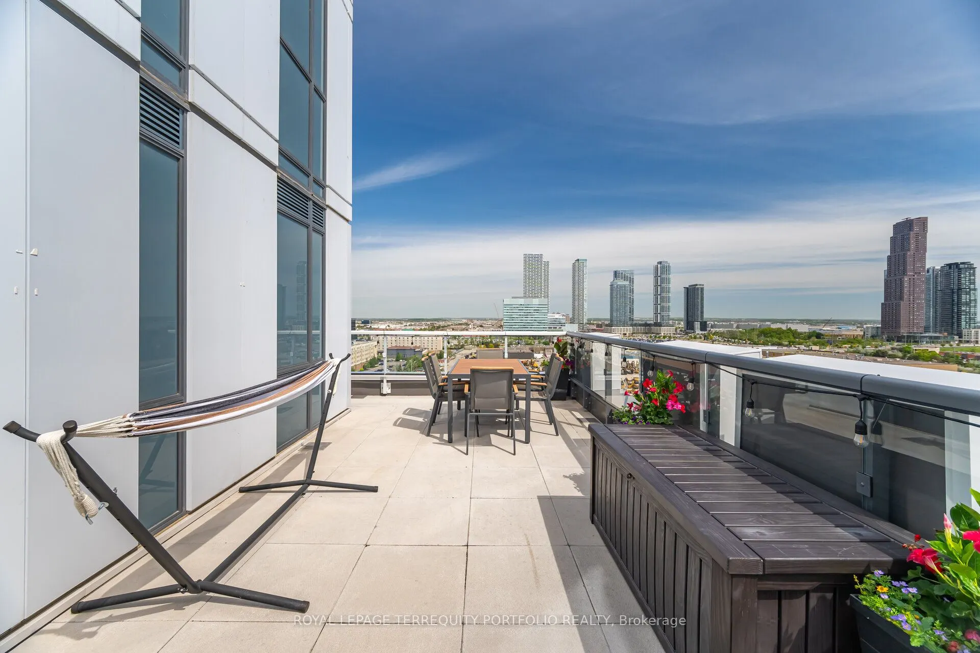 10 Honeycrisp Crescent, #1201