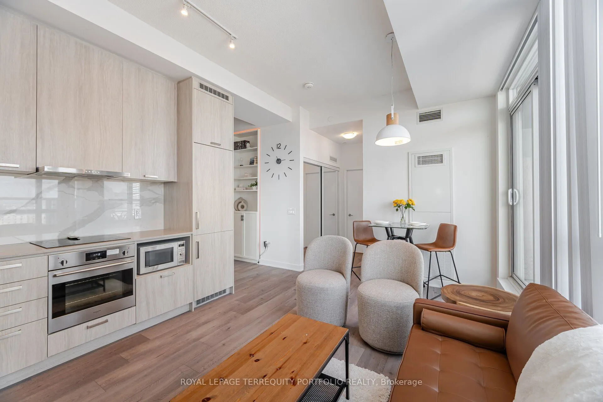 10 Honeycrisp Crescent, #1201
