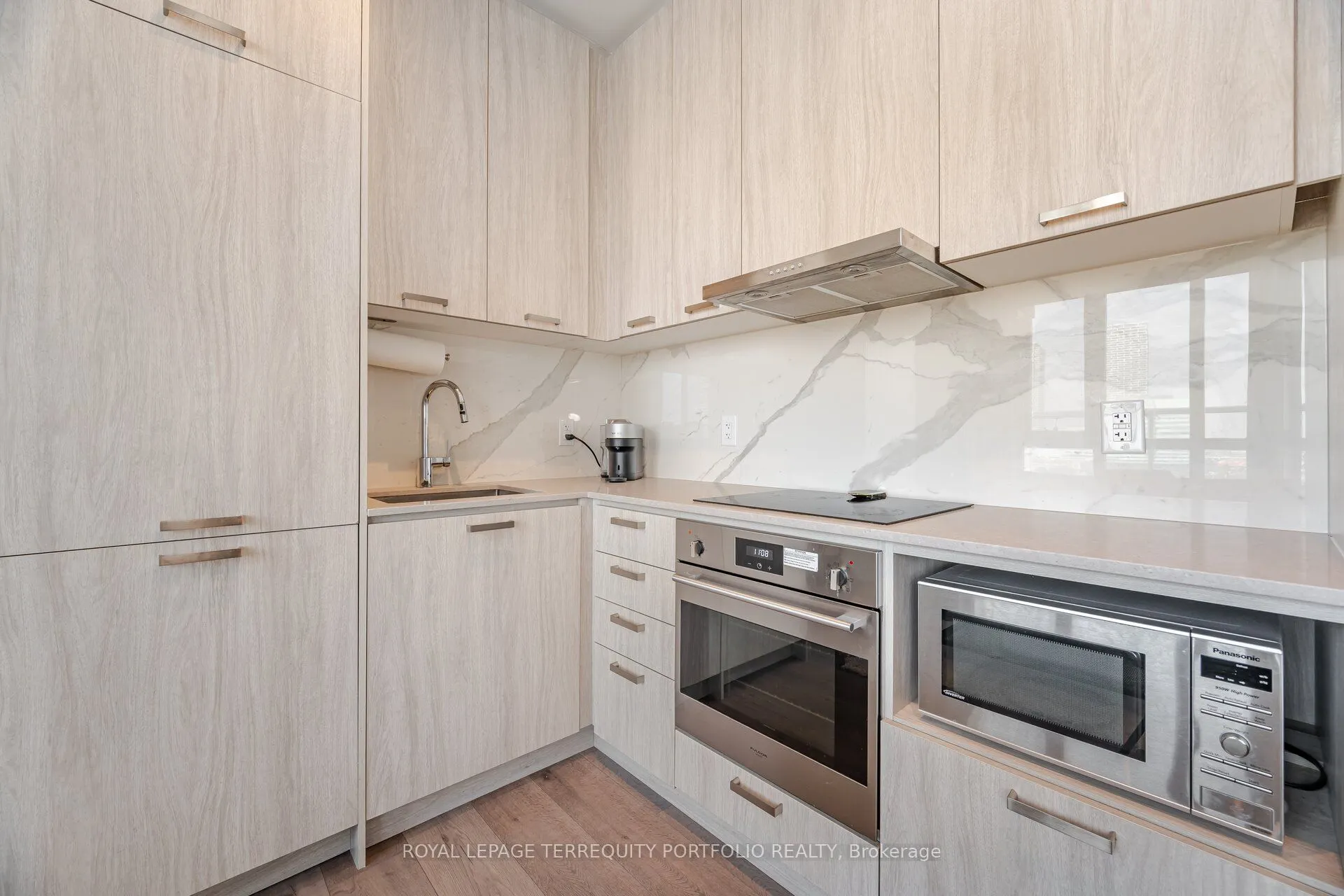 10 Honeycrisp Crescent, #1201