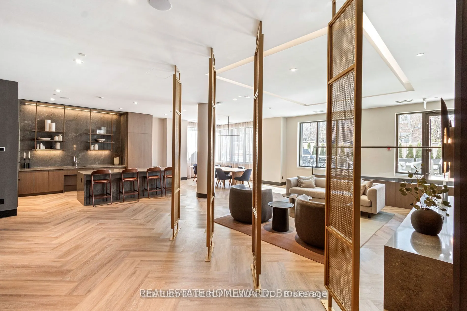 8 Beverley Glen Boulevard, #D-526