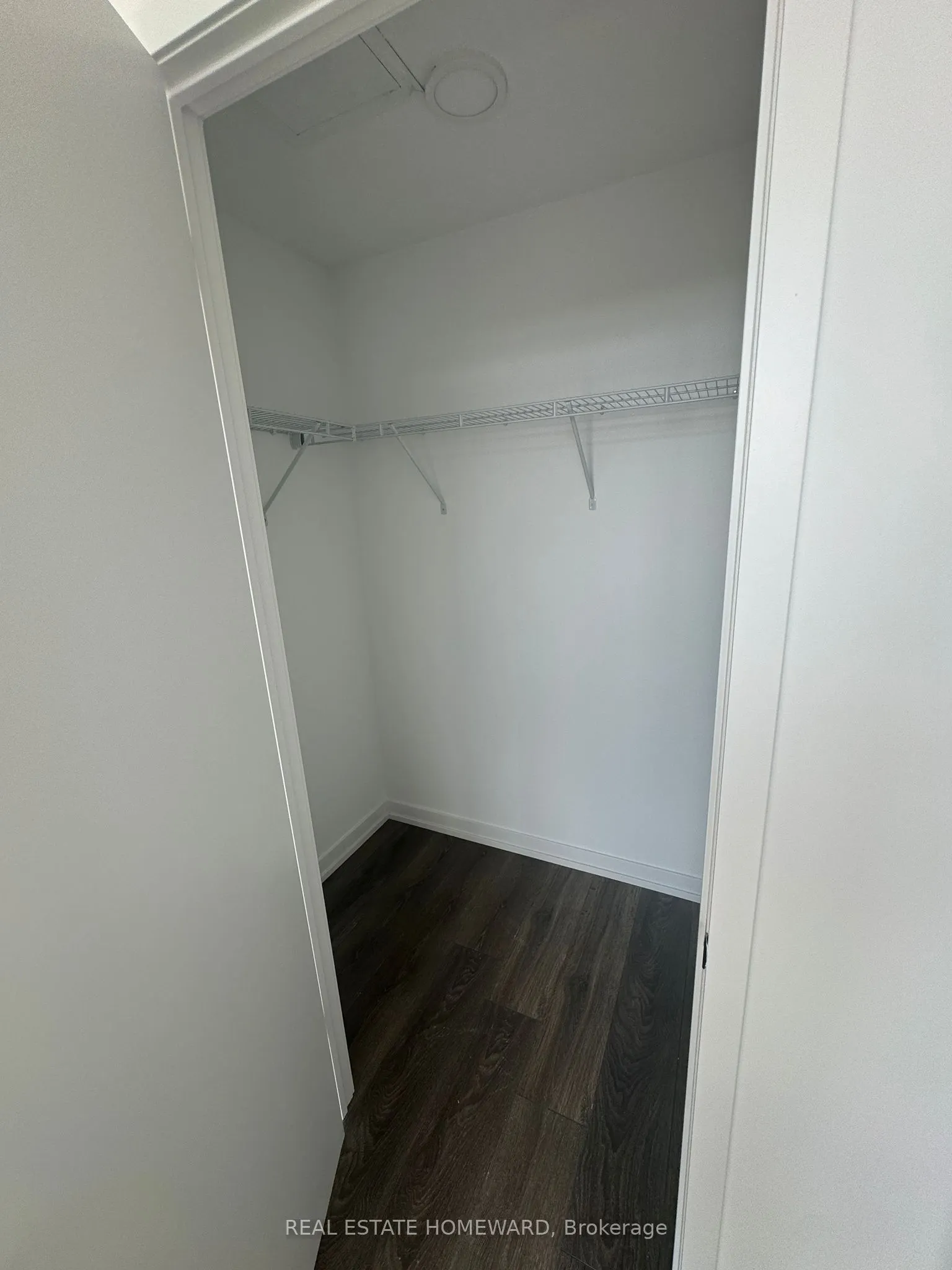 8 Beverley Glen Boulevard, #D-526