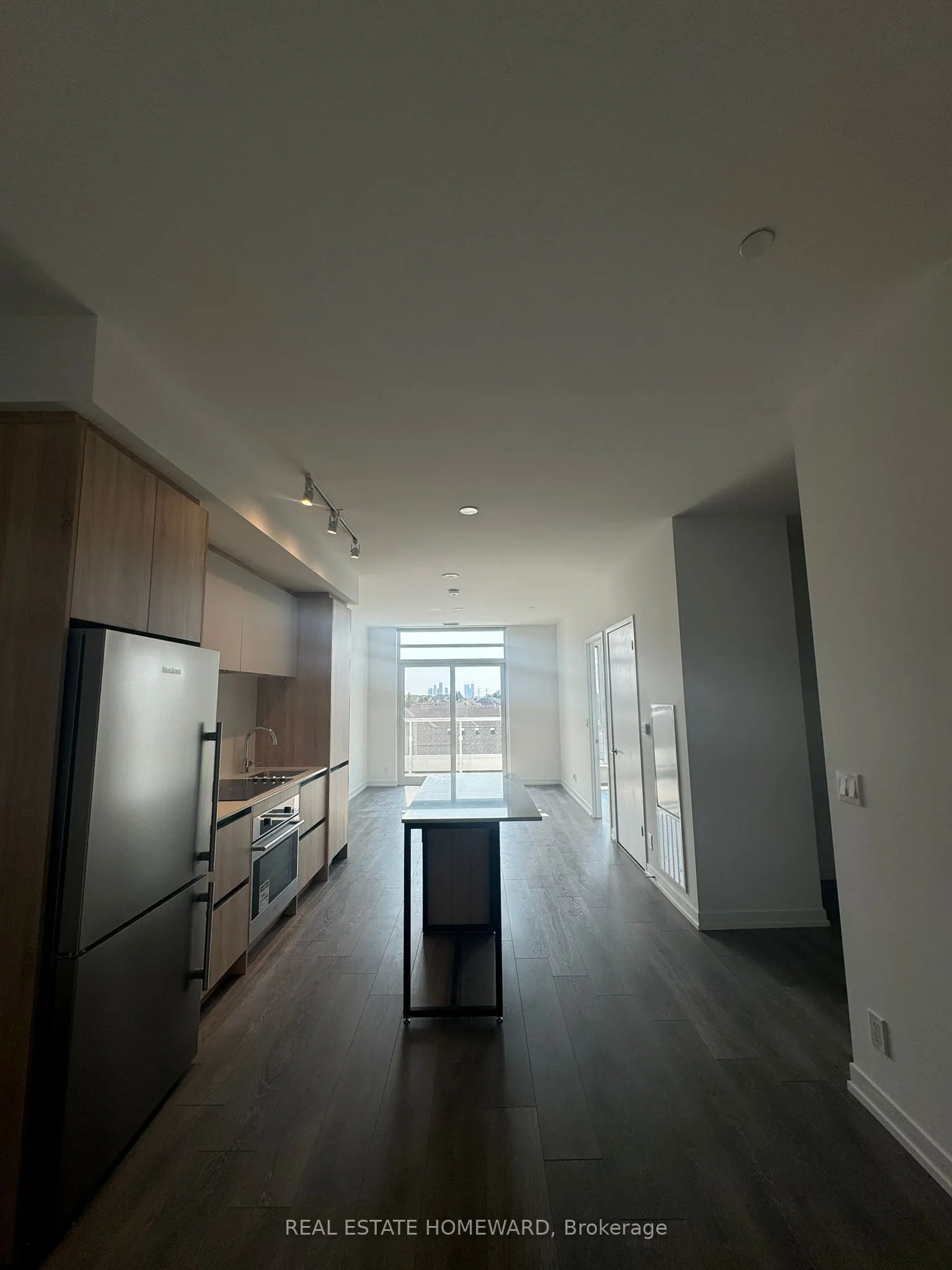 8 Beverley Glen Boulevard, #D-526