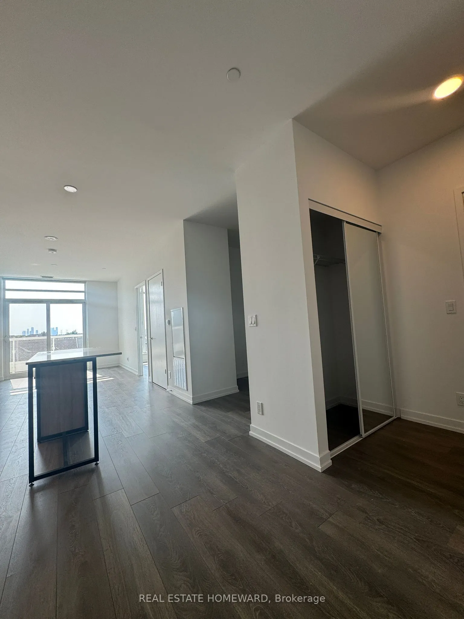 8 Beverley Glen Boulevard, #D-526